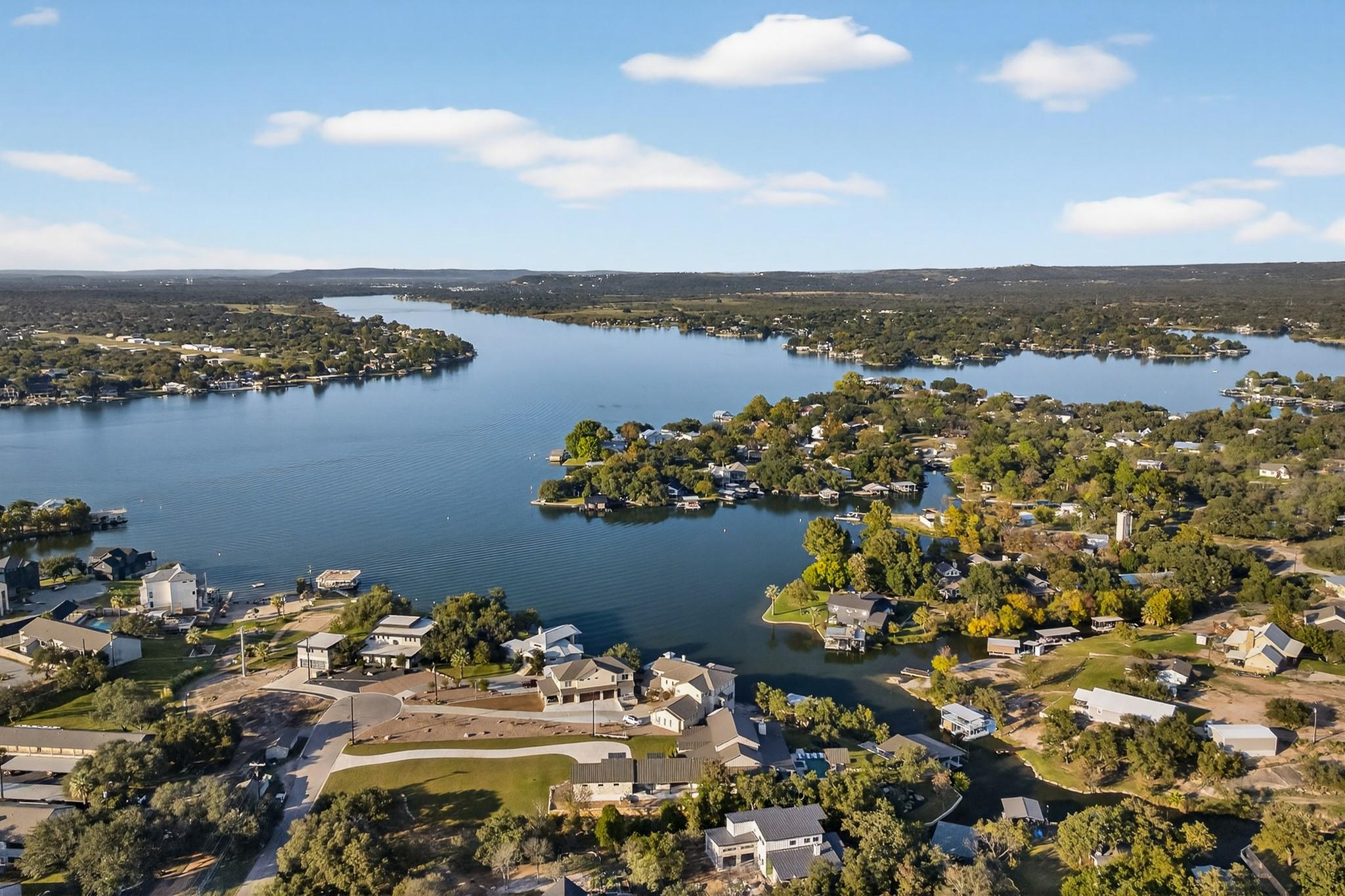 Image 36 of 38 For 1011 Moss Downs