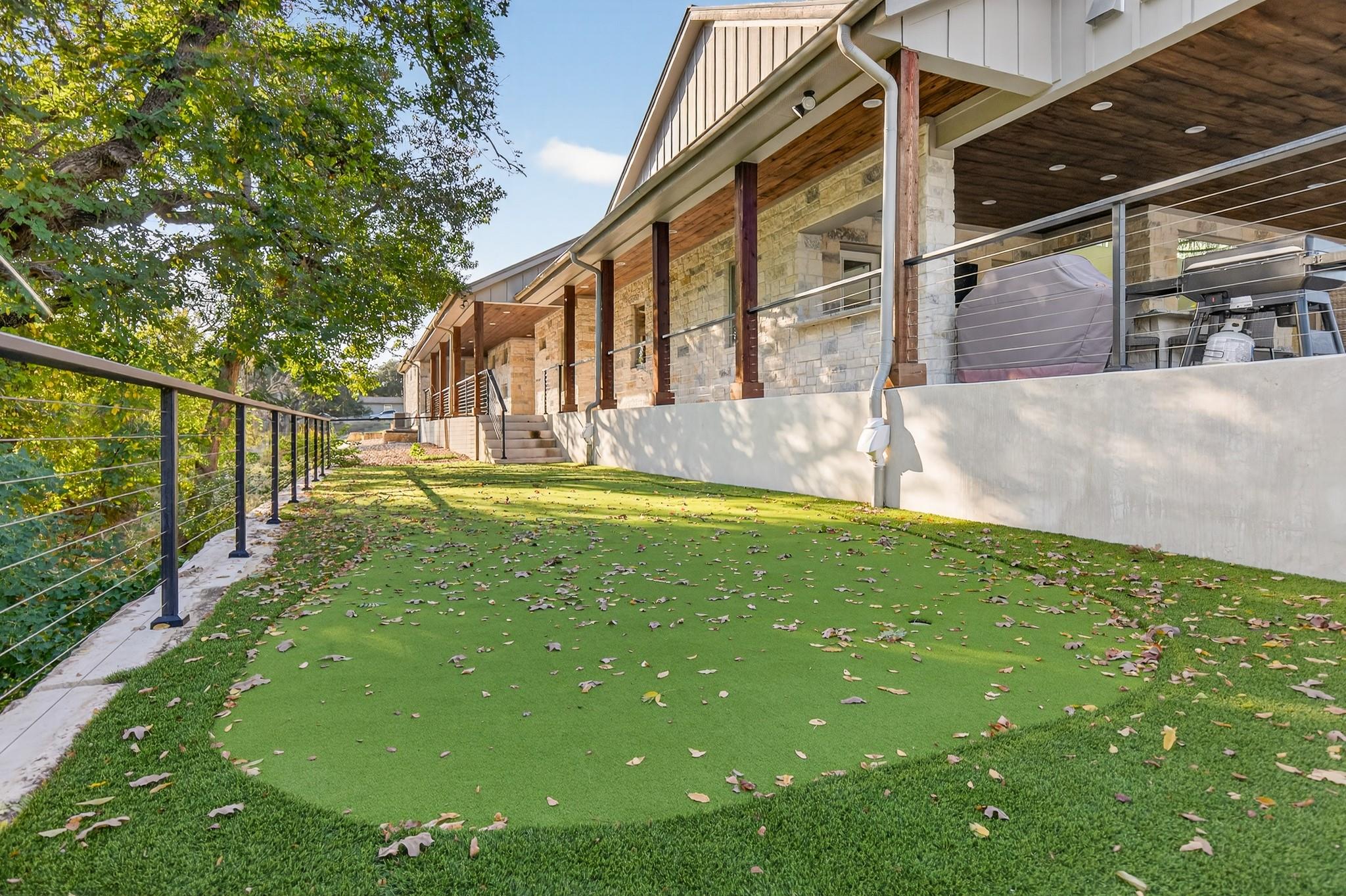 Image 5 of 38 For 1011 Moss Downs