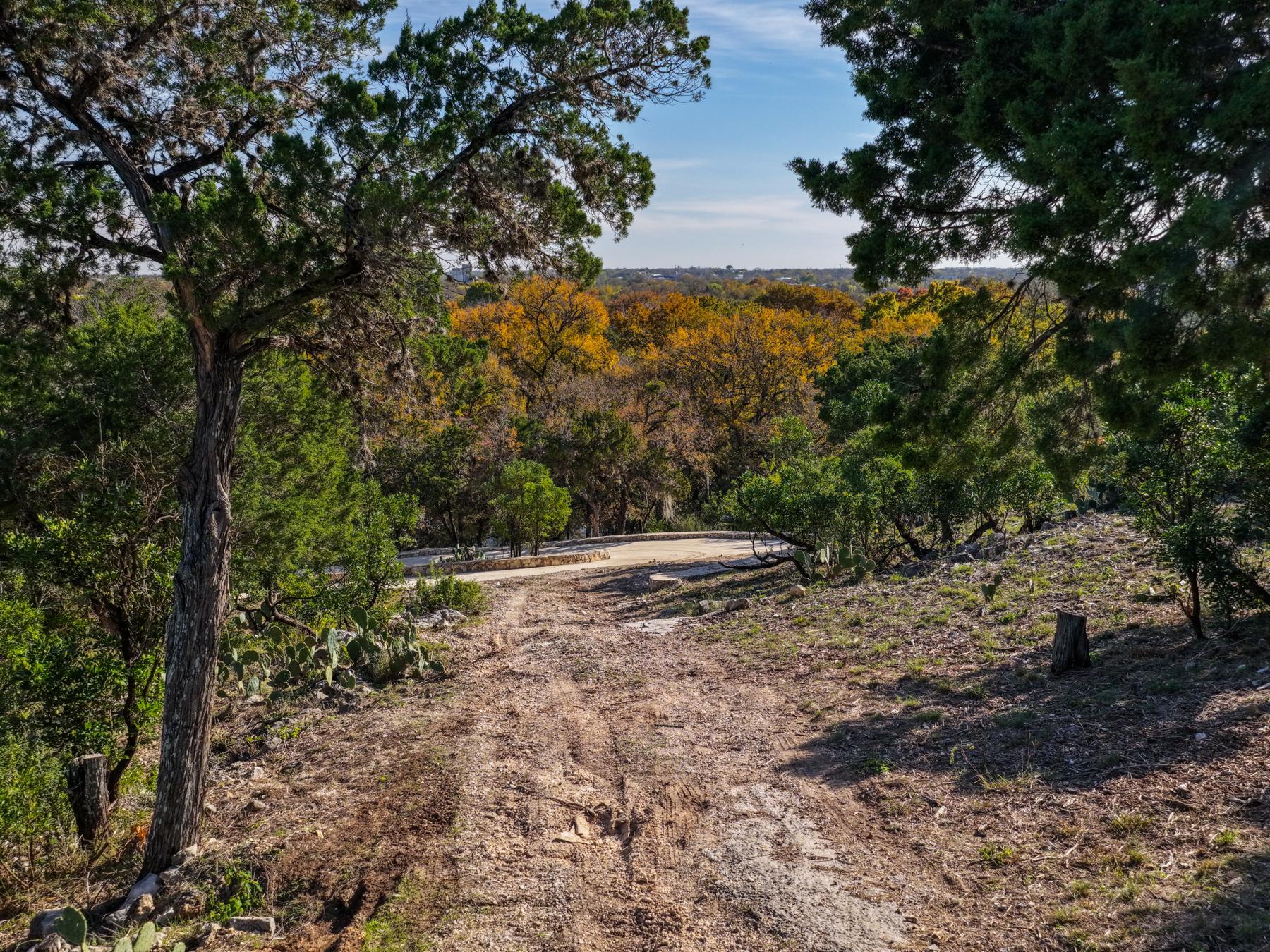 Image 20 of 25 For 476 Lakeview Blvd