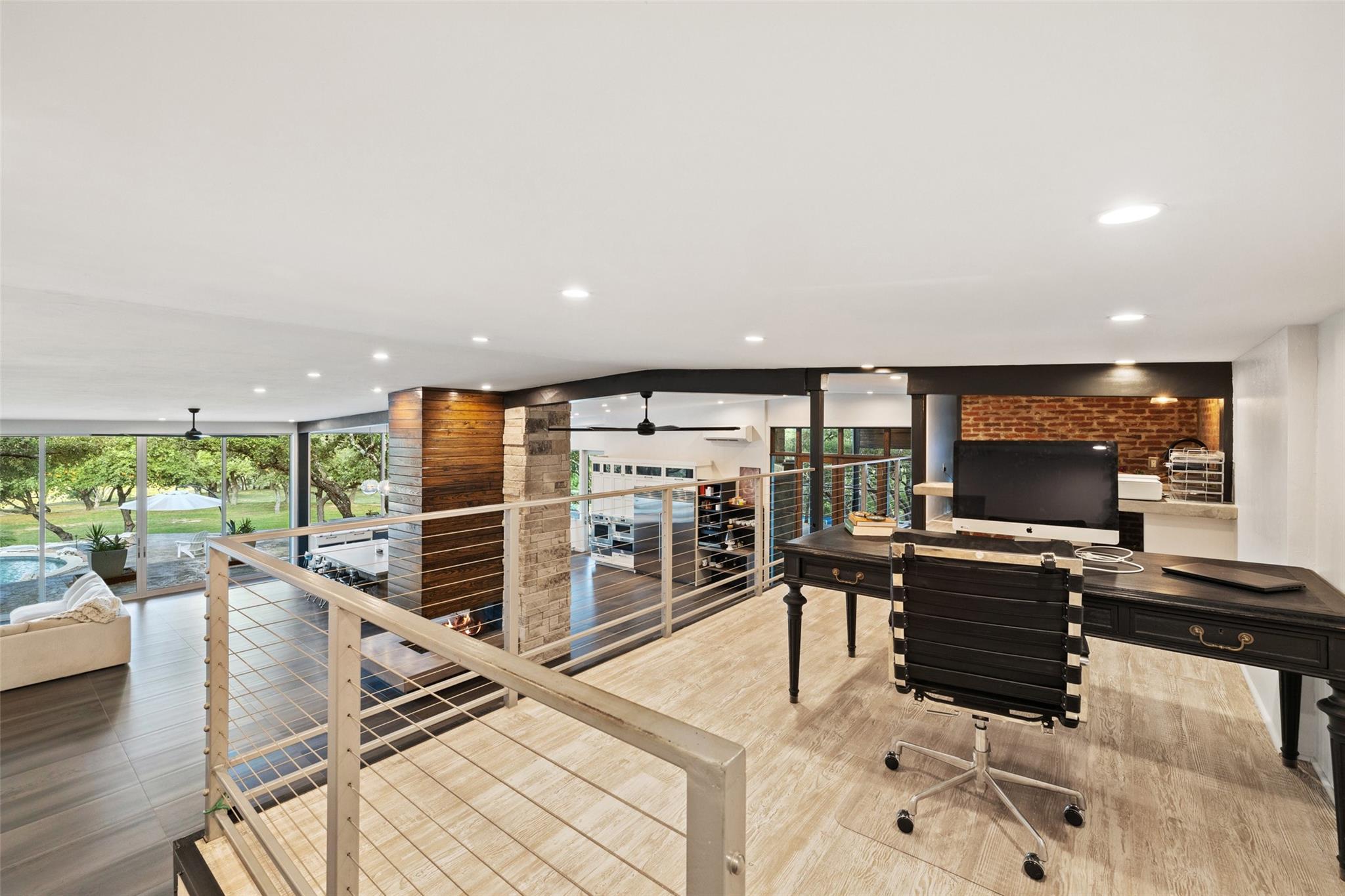 Image 12 of 40 For 2412 Bee Creek Rd