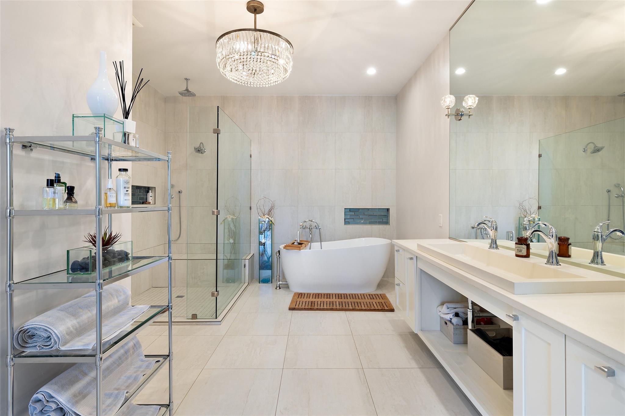 Image 16 of 40 For 2412 Bee Creek Rd