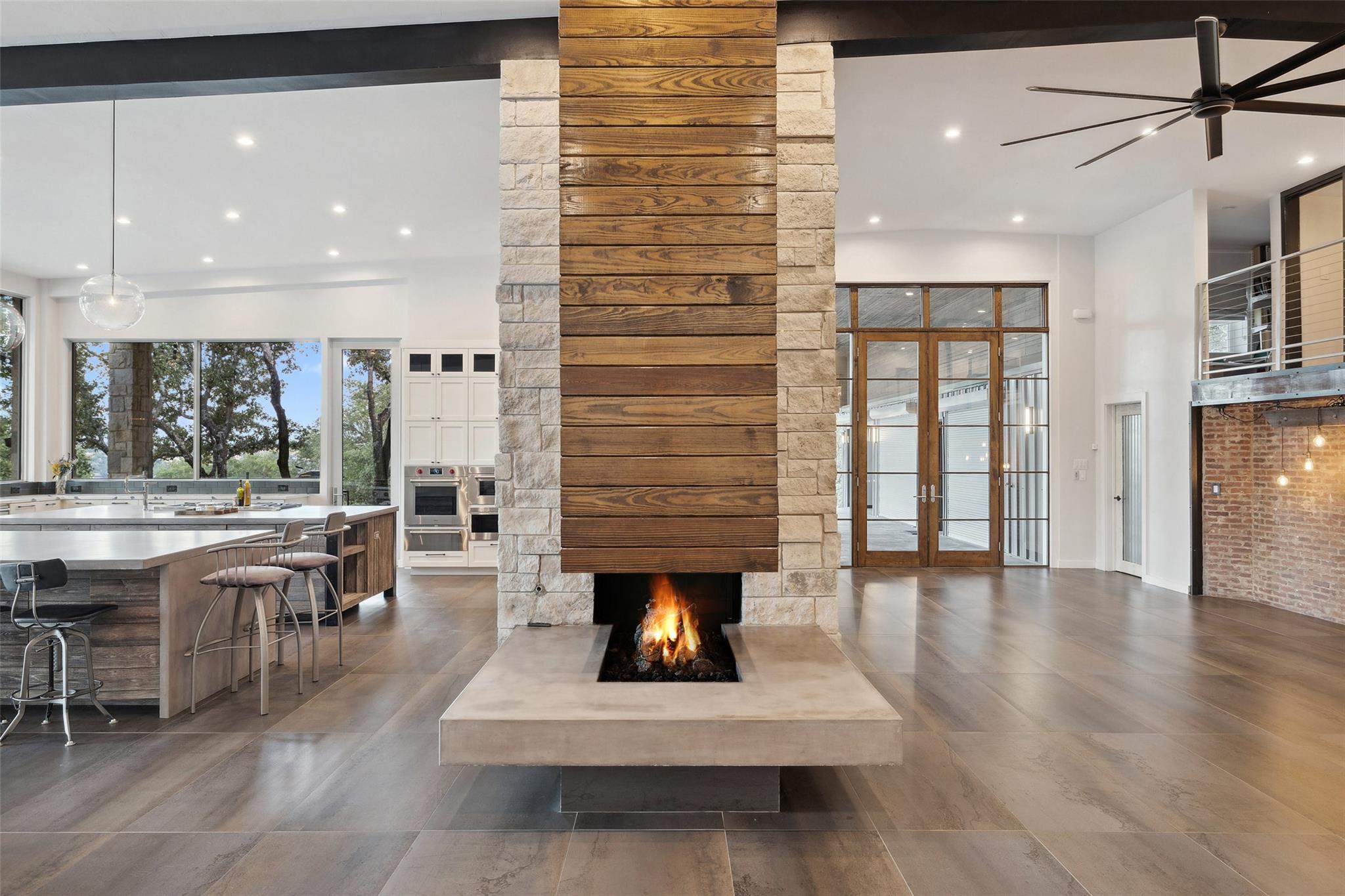 Image 3 of 40 For 2412 Bee Creek Rd