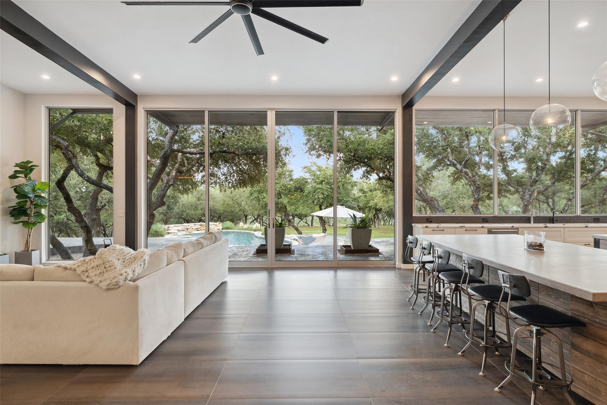 Image 8 of 40 For 2412 Bee Creek Rd