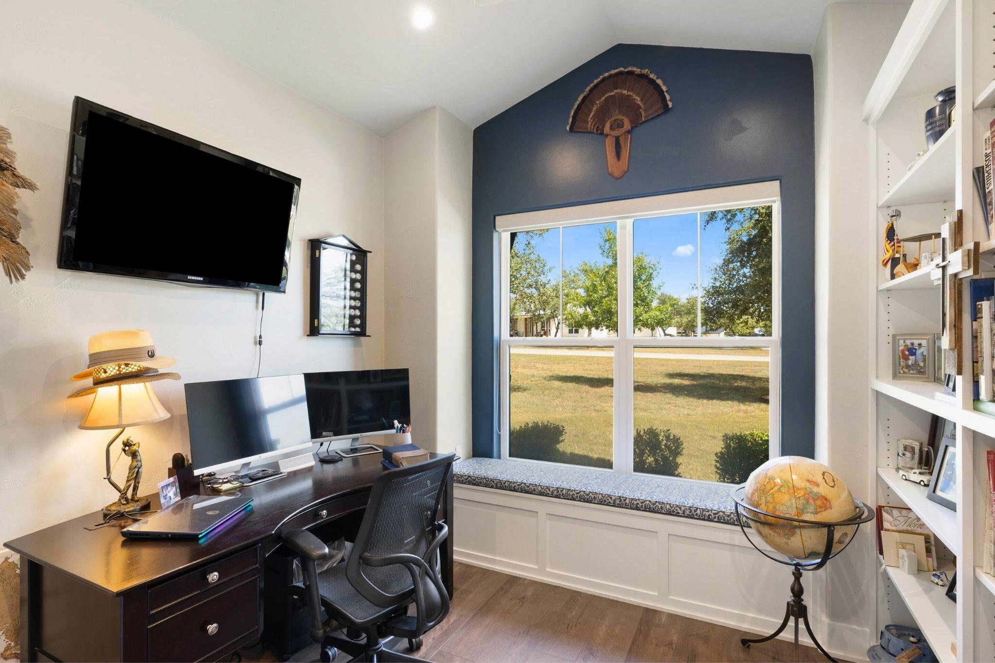 Image 14 of 40 For 338 Morning Dew Dr