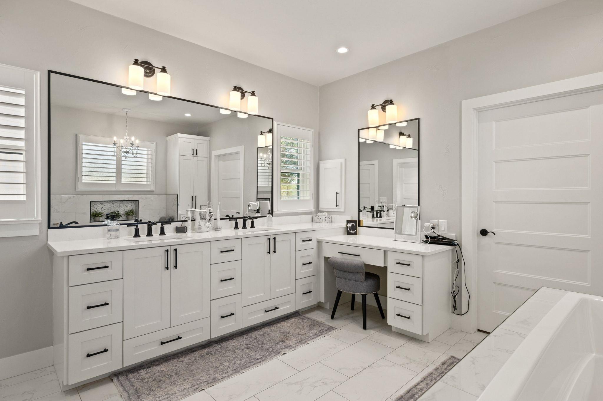 Image 17 of 40 For 338 Morning Dew Dr