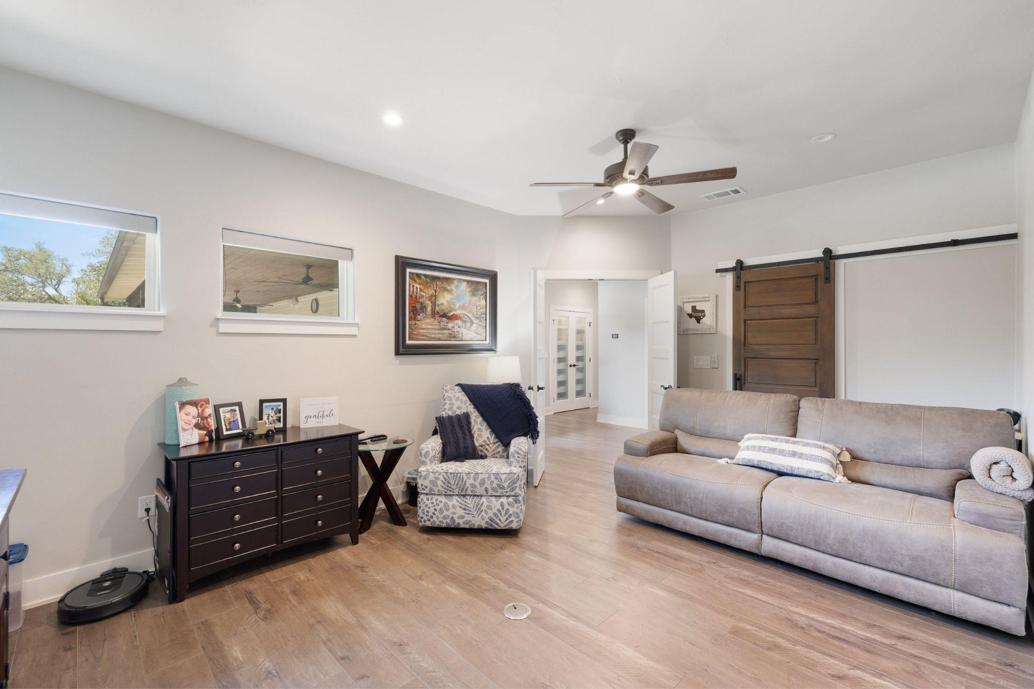 Image 27 of 40 For 338 Morning Dew Dr