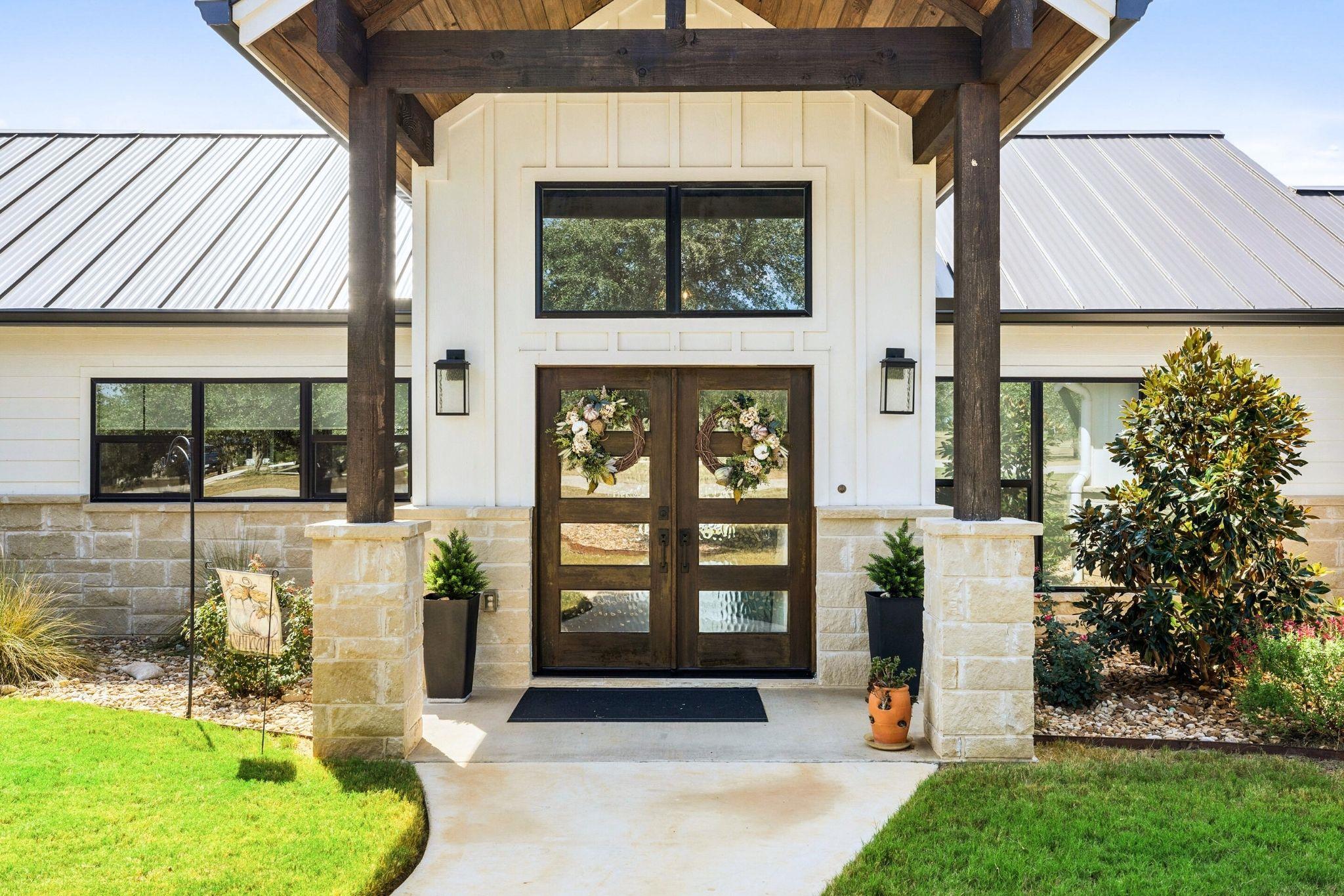 Image 5 of 40 For 338 Morning Dew Dr