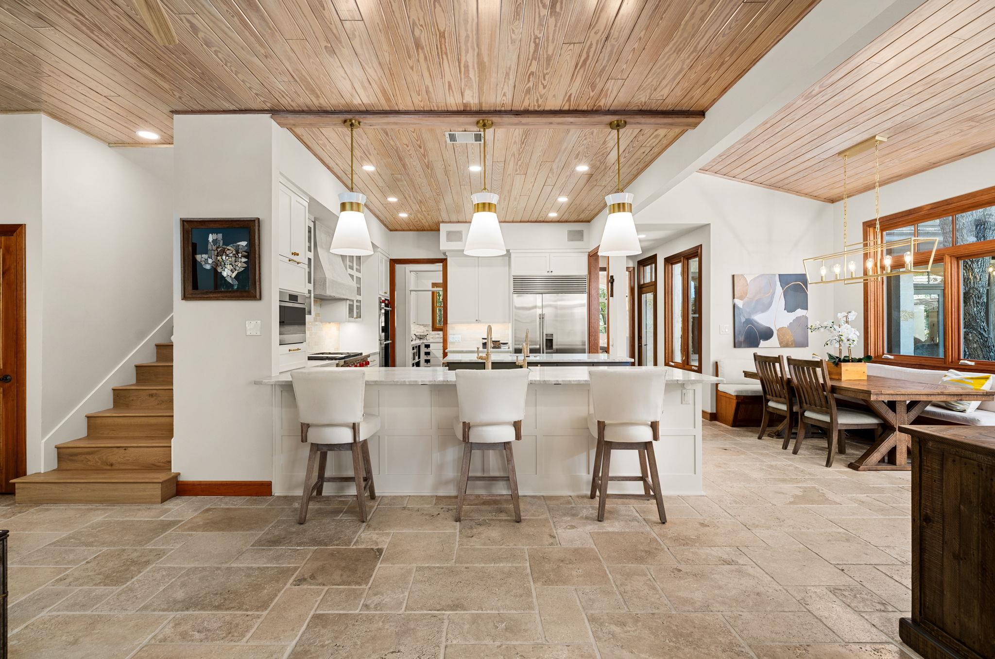 Image 15 of 40 For 11949 Overlook Pass