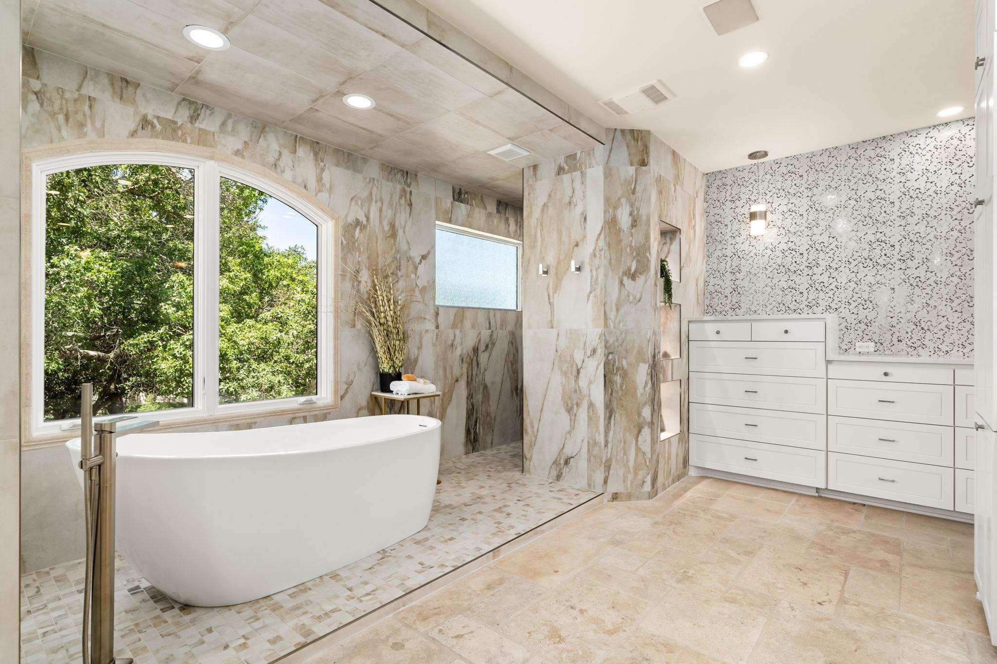 Image 27 of 40 For 11949 Overlook Pass