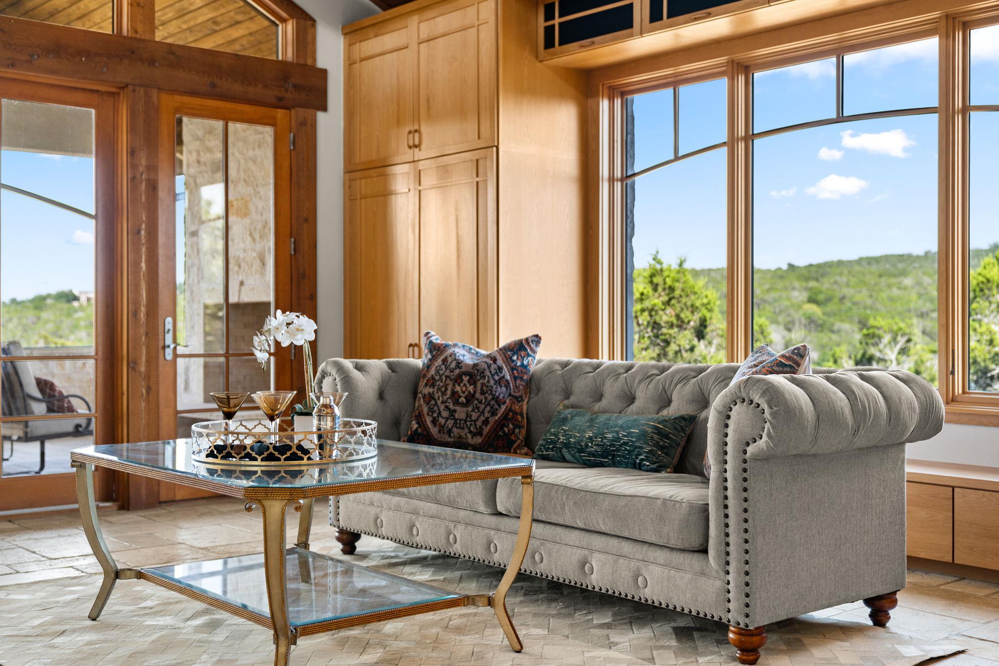 Image 32 of 40 For 11949 Overlook Pass