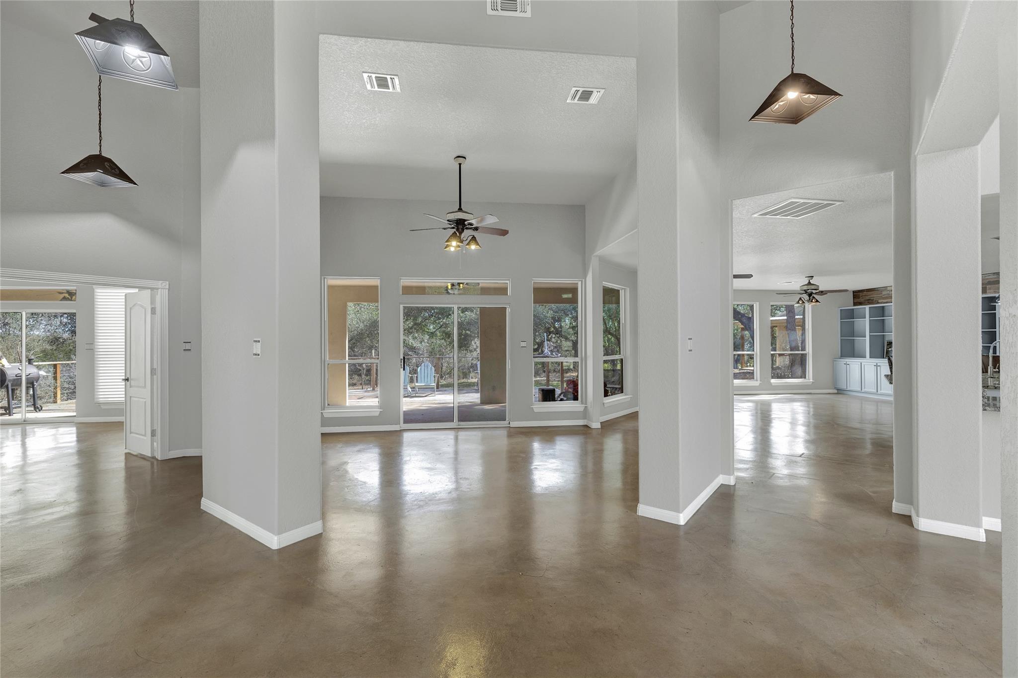 Image 3 of 40 For 150 Hidden Holw