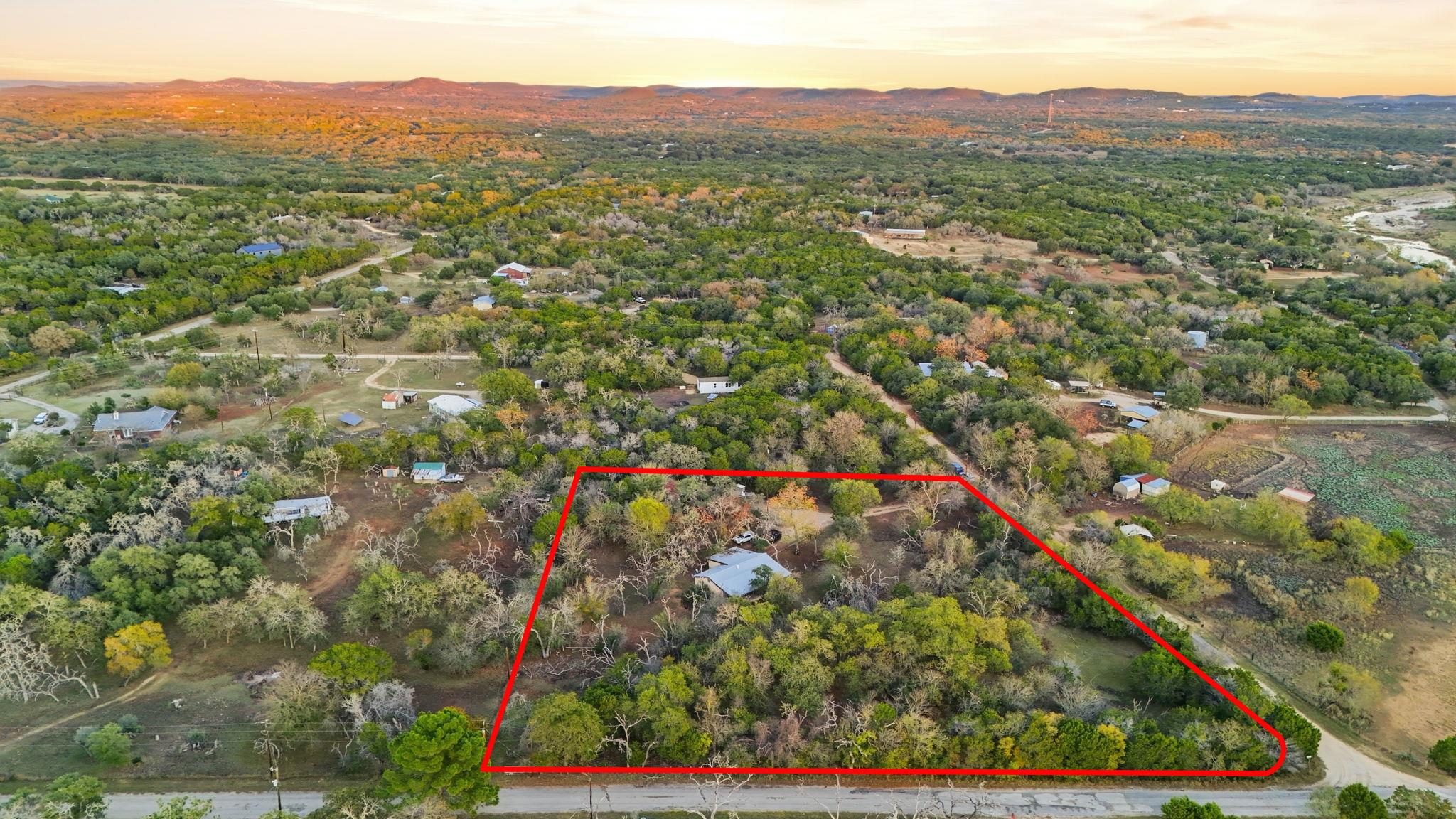 Image 29 of 37 For 340 Rio Oak  