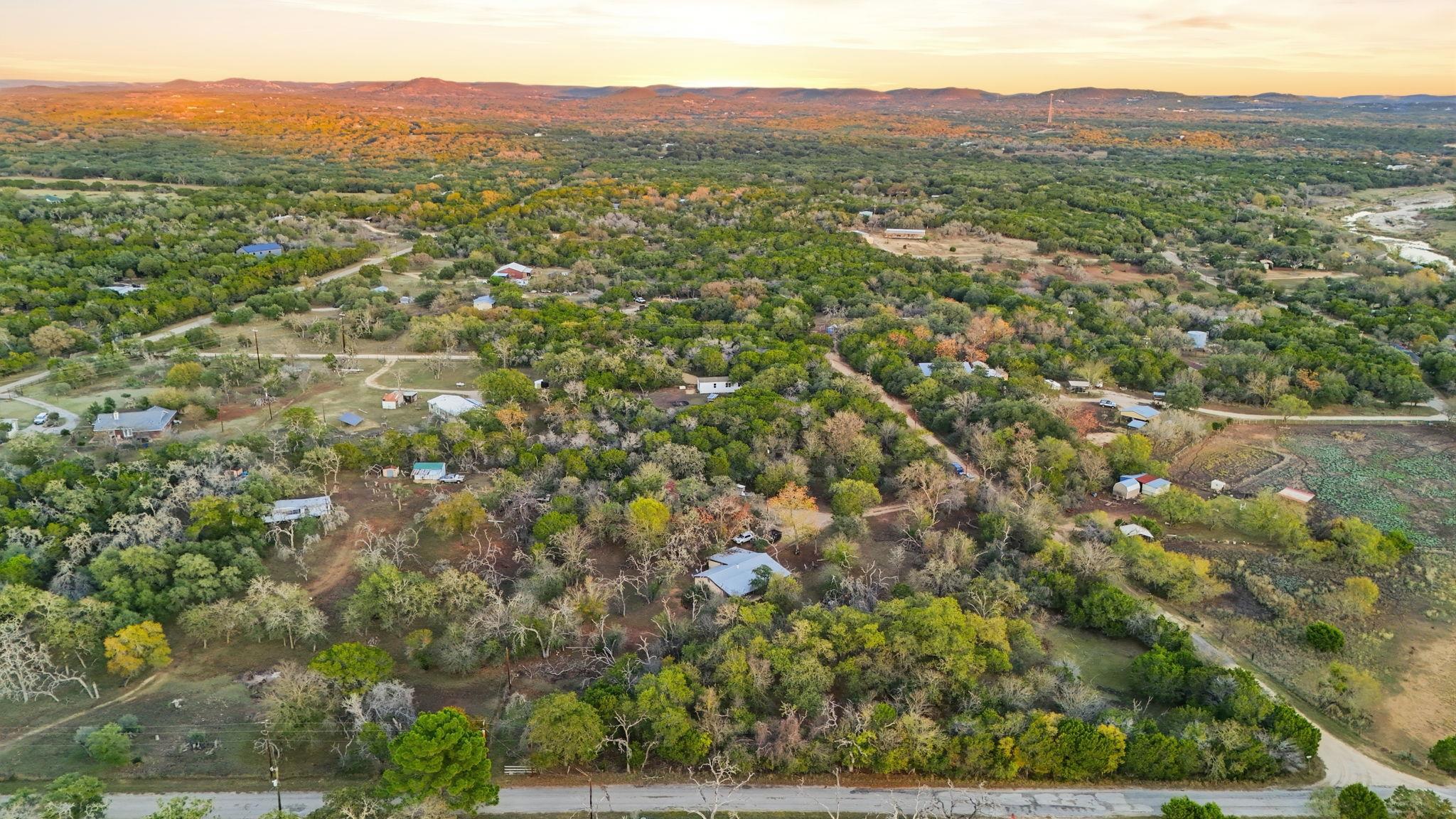 Image 30 of 37 For 340 Rio Oak  