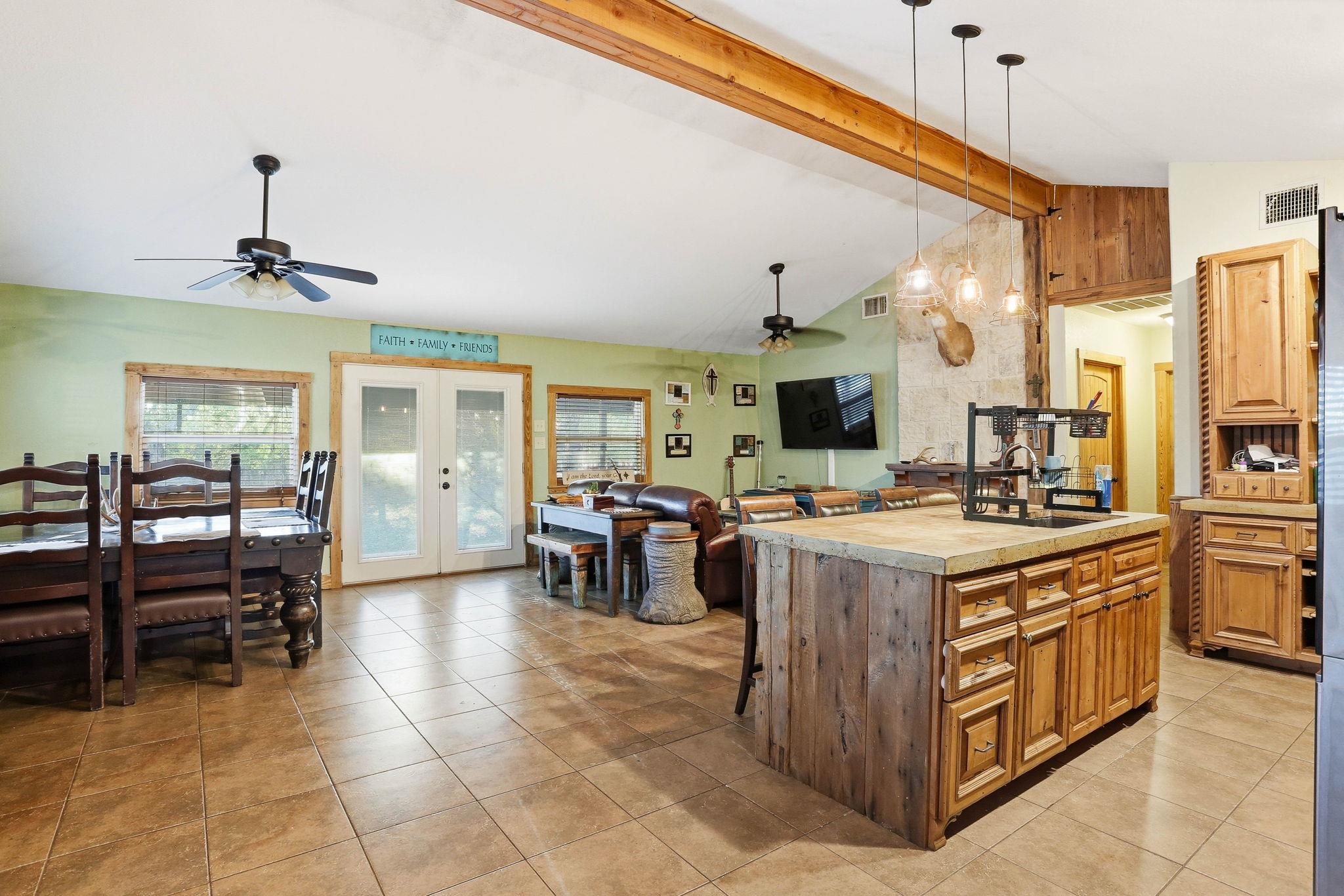 Image 9 of 37 For 340 Rio Oak  