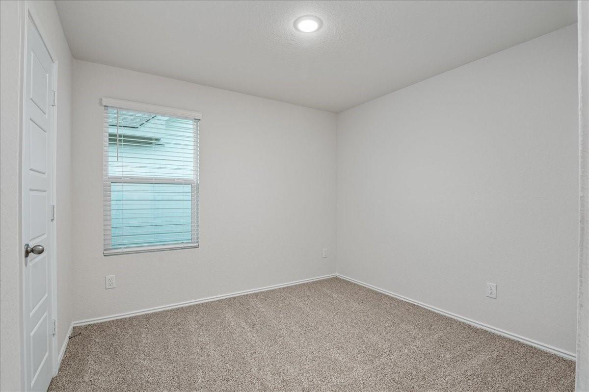 Image 10 of 13 For 379 Wayne Way