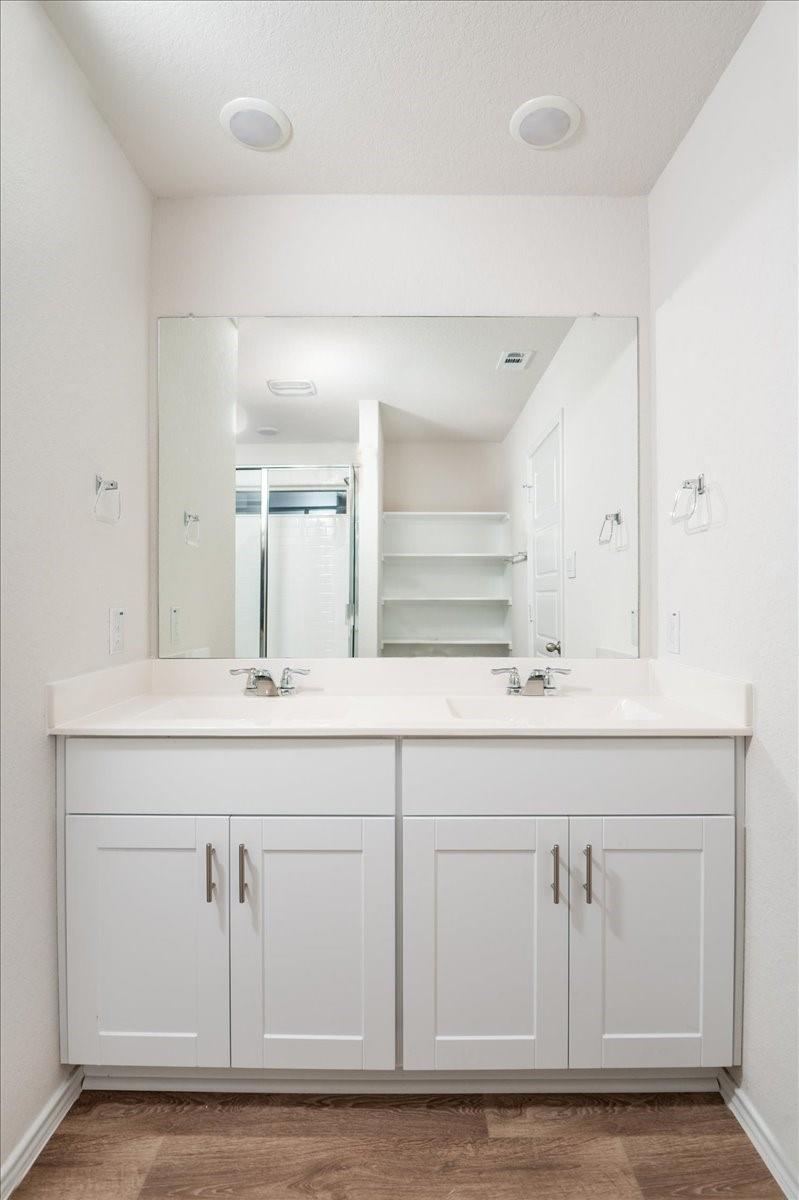 Image 7 of 13 For 379 Wayne Way