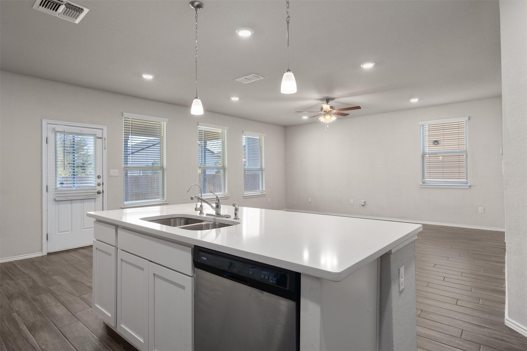 Image 13 of 35 For 222 Jaycen Ln