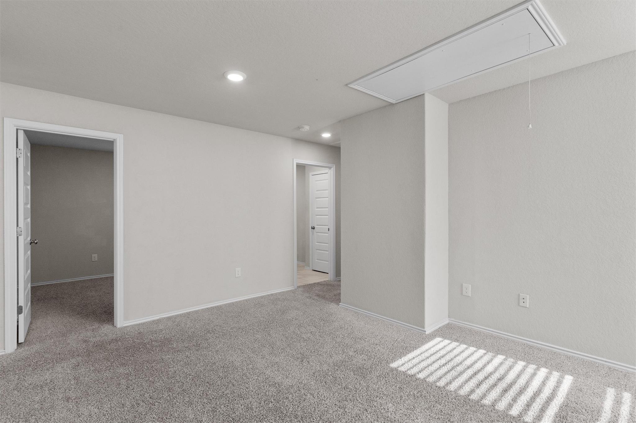 Image 18 of 35 For 222 Jaycen Ln