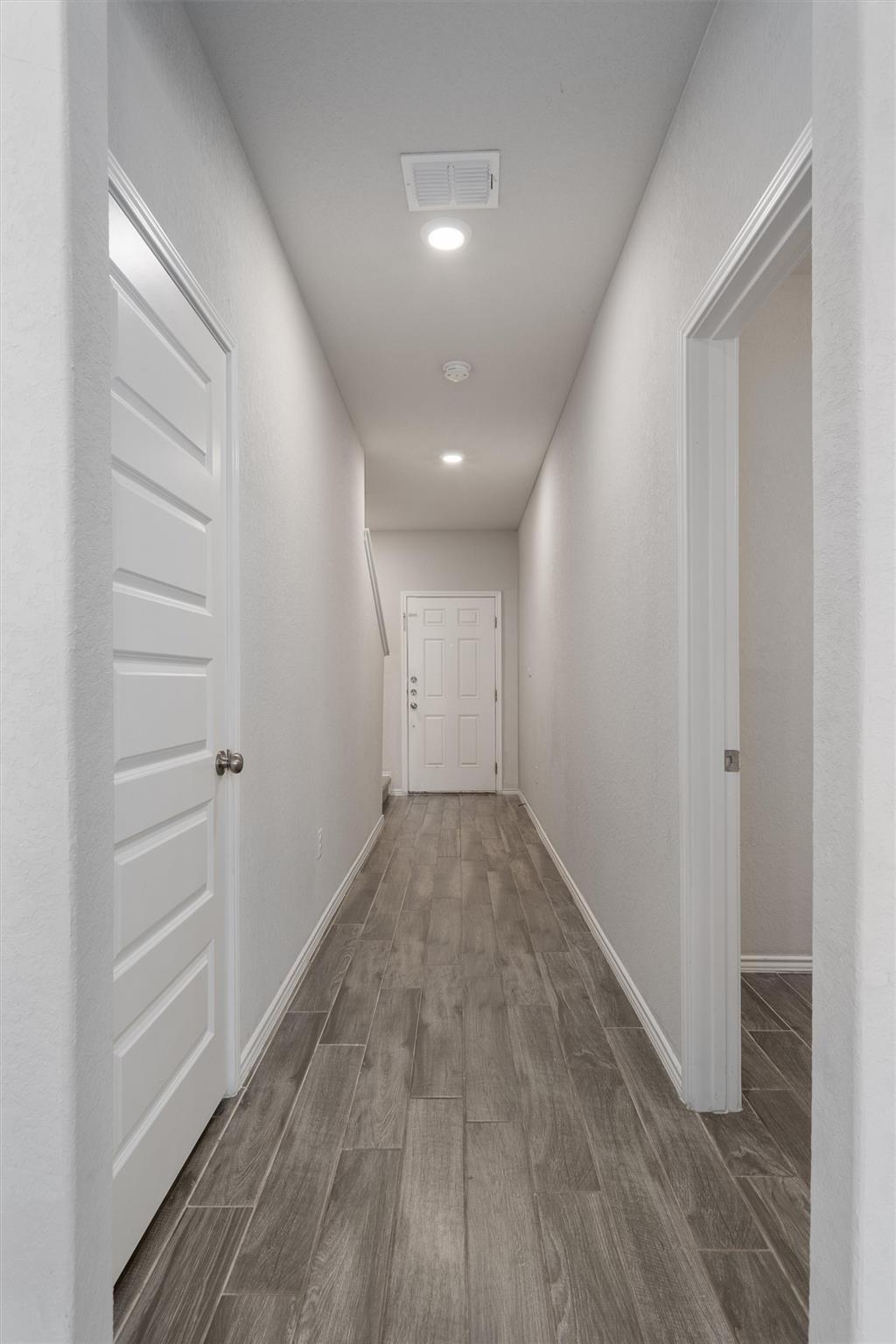 Image 4 of 35 For 222 Jaycen Ln