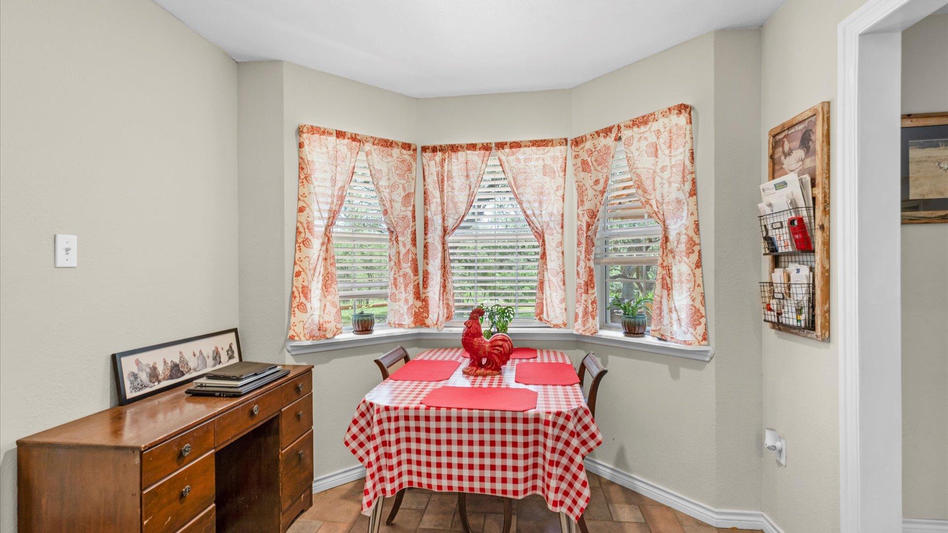 Image 14 of 31 For 689 Abels Way