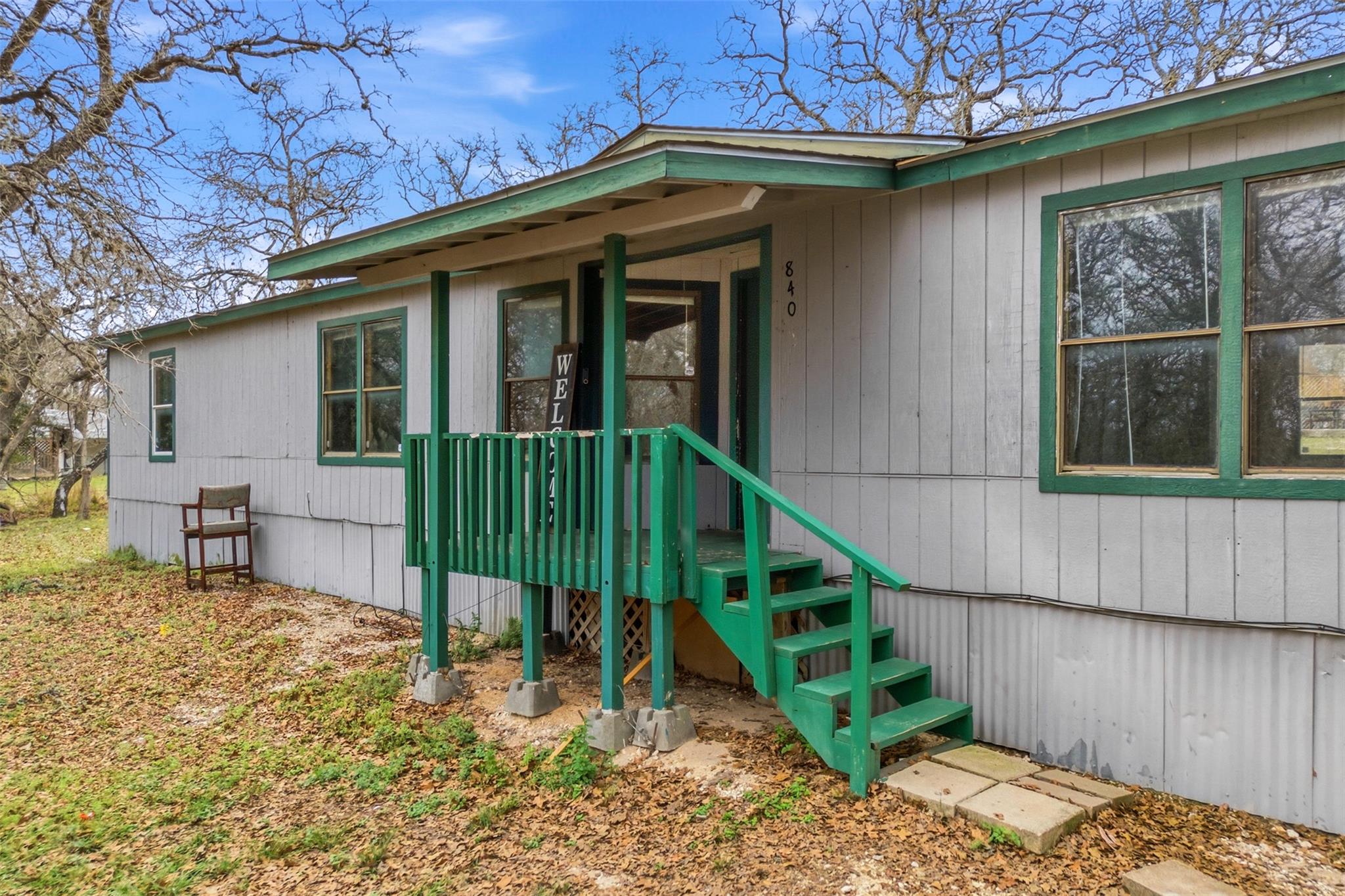 Image 5 of 37 For 840 Oak Tree Rd