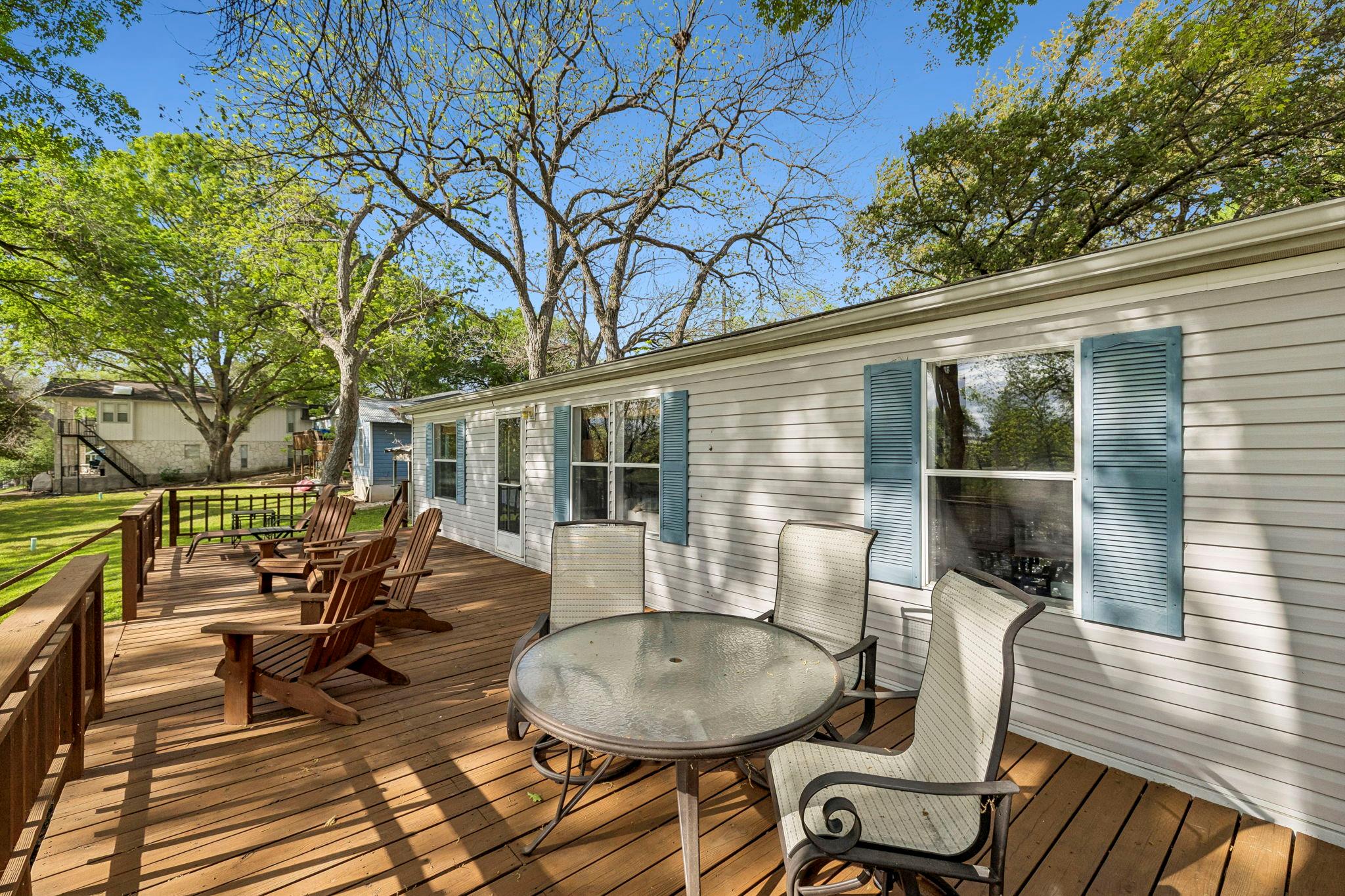 Image 23 of 39 For 344 Shangrila Ln