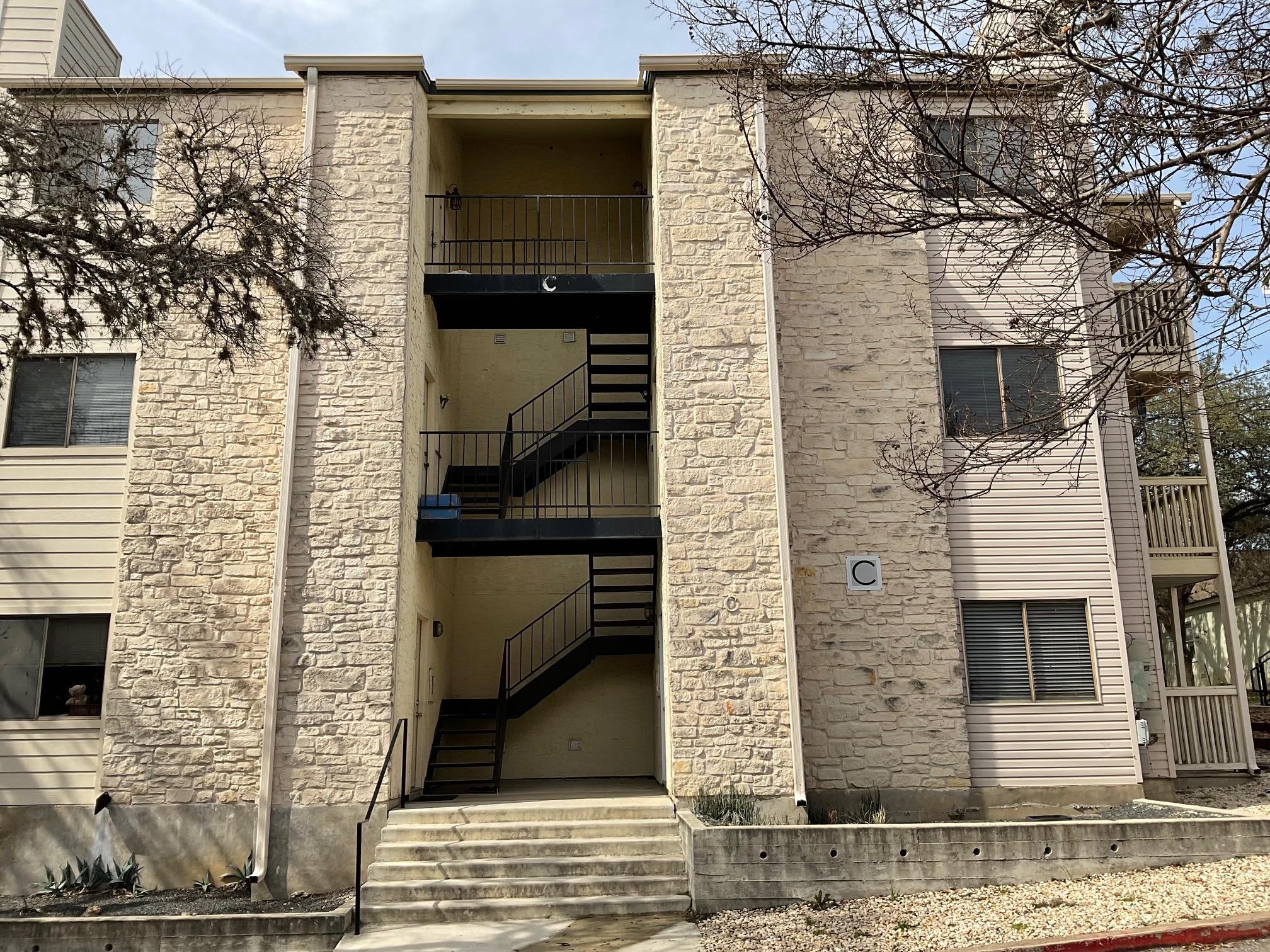 Details for 1013 Chestnut St Building C, San Marcos, TX 78666