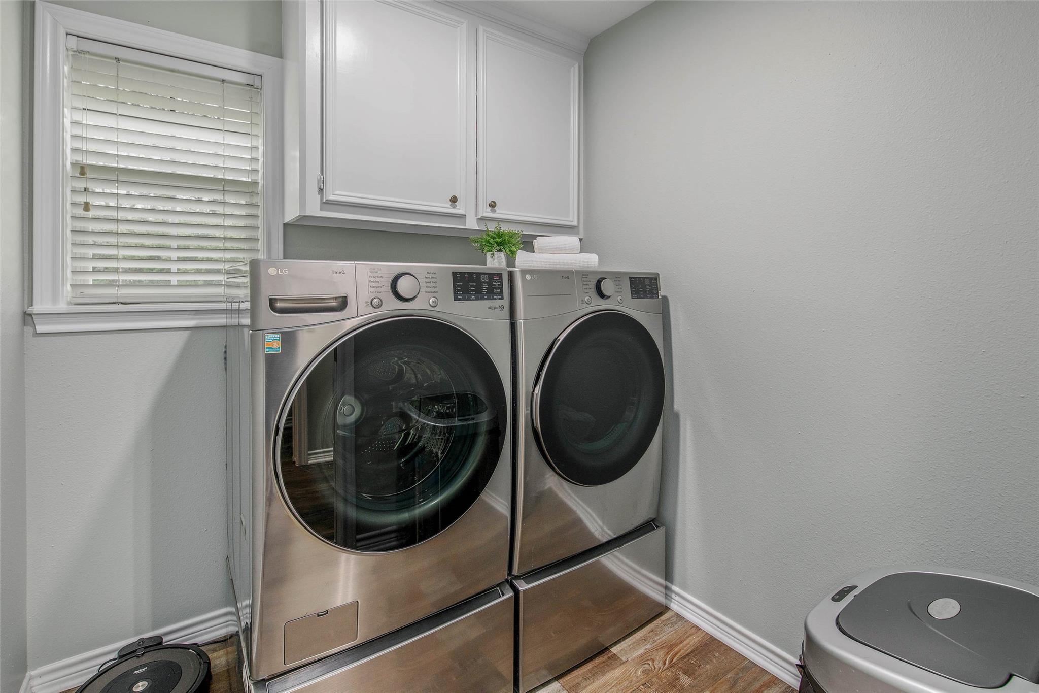 Image 22 of 39 For 6201 Cromwell Ct