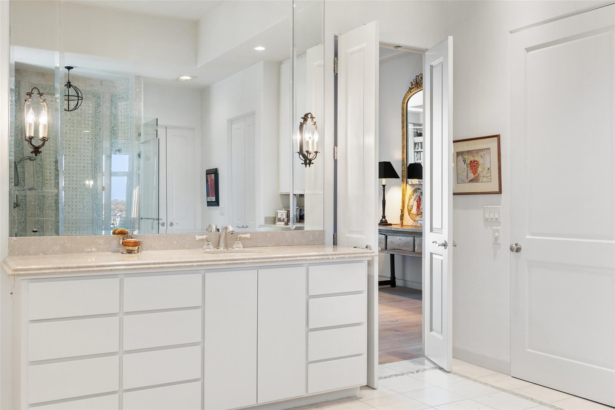 Image 34 of 39 For 715 Cutlass  