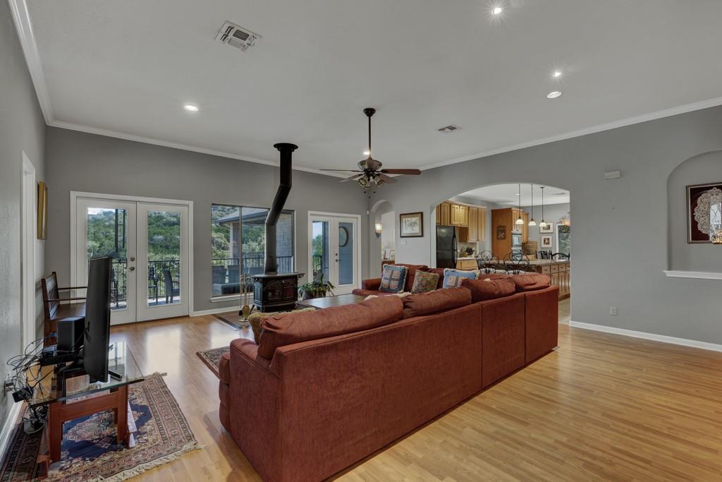 Image 15 of 39 For 363 Buckhaven Dr