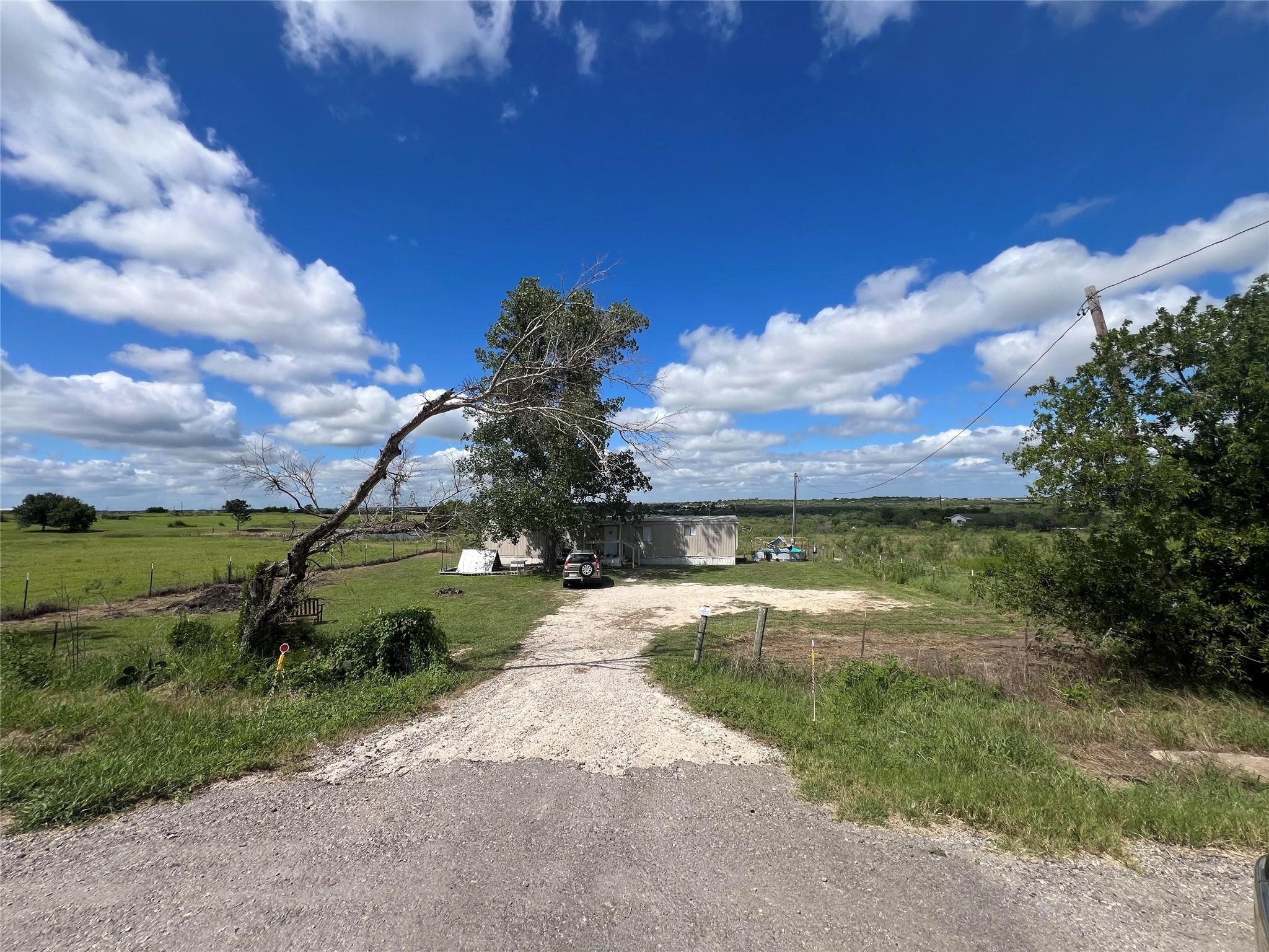 Listing Details for 8000 Niederwald Strasse, Kyle, TX 78640
