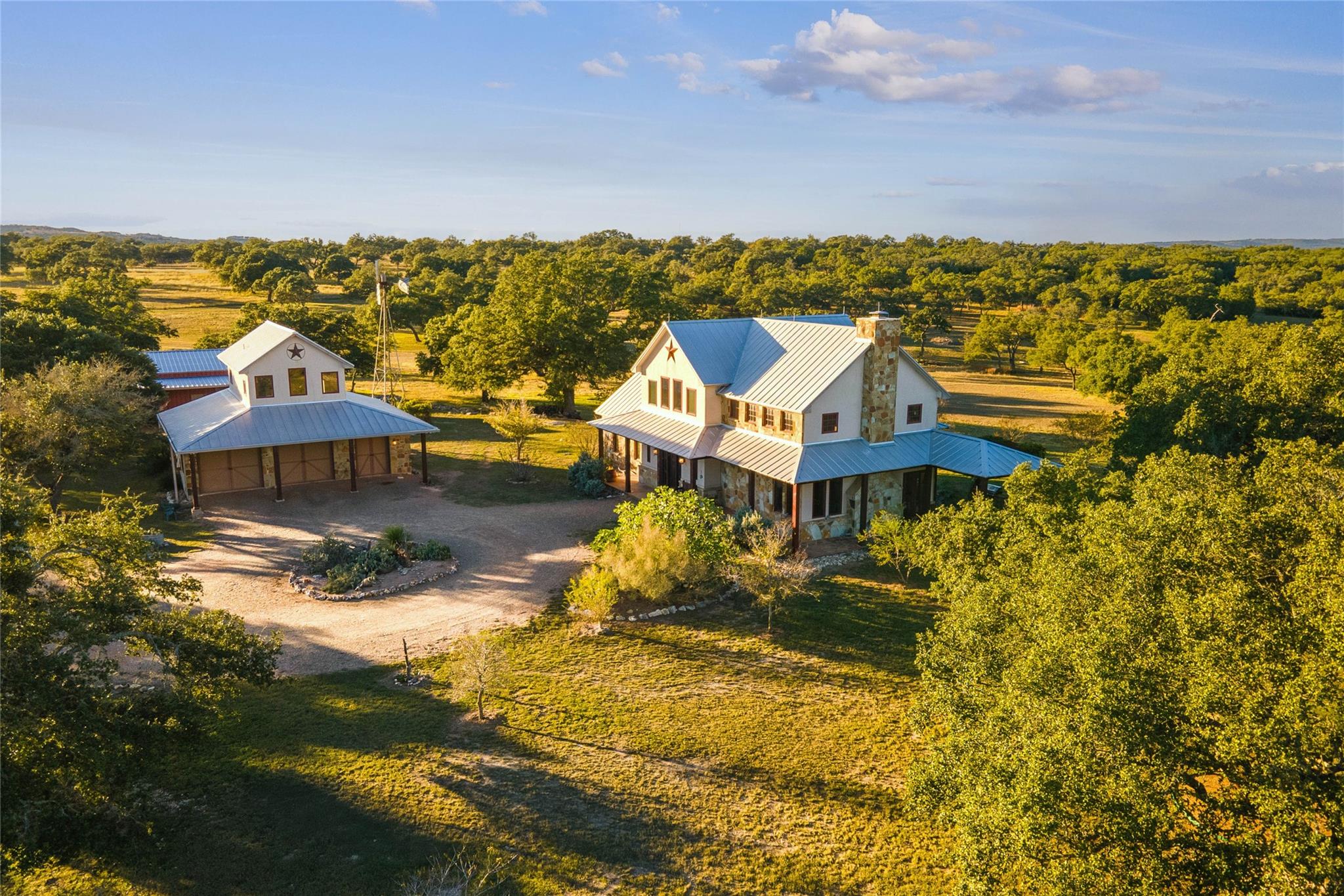 Image 31 of 39 For 5059 Trainer Wuest Rd