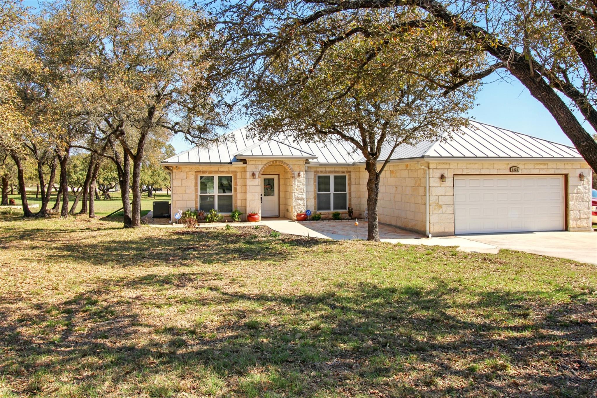 Image 4 of 37 For 1038 Cielo Springs Dr Dr