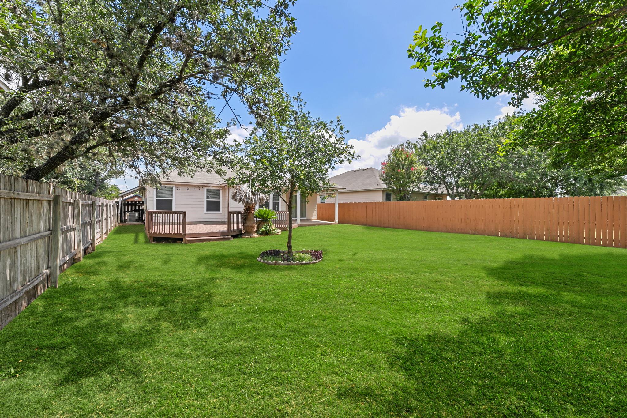 Image 29 of 33 For 9038 Veranda Ct