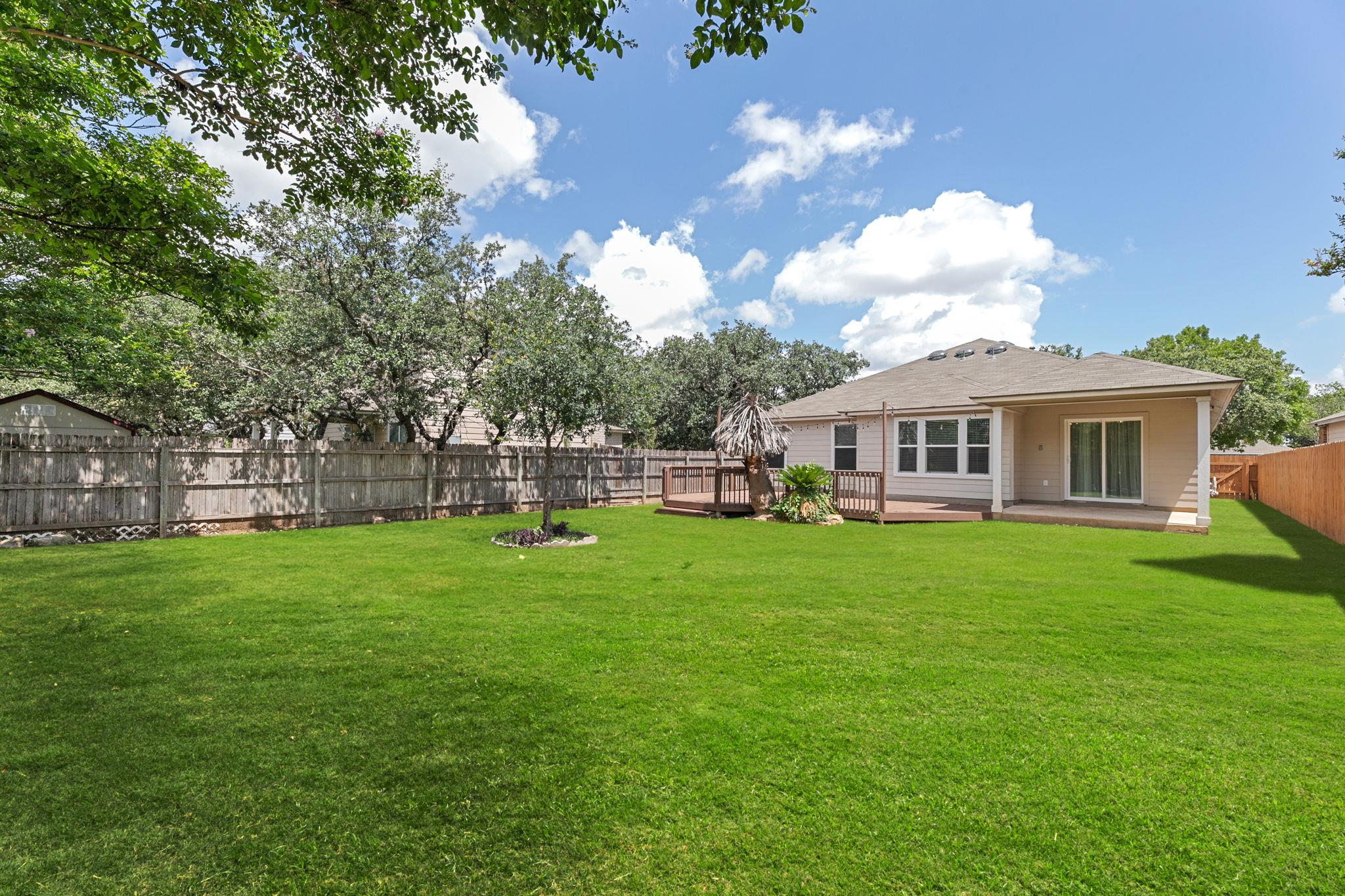 Image 30 of 33 For 9038 Veranda Ct