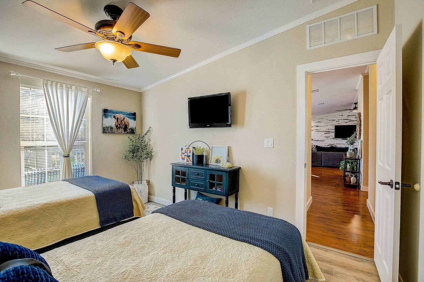 Image 19 of 32 For 3001 Cox Rd