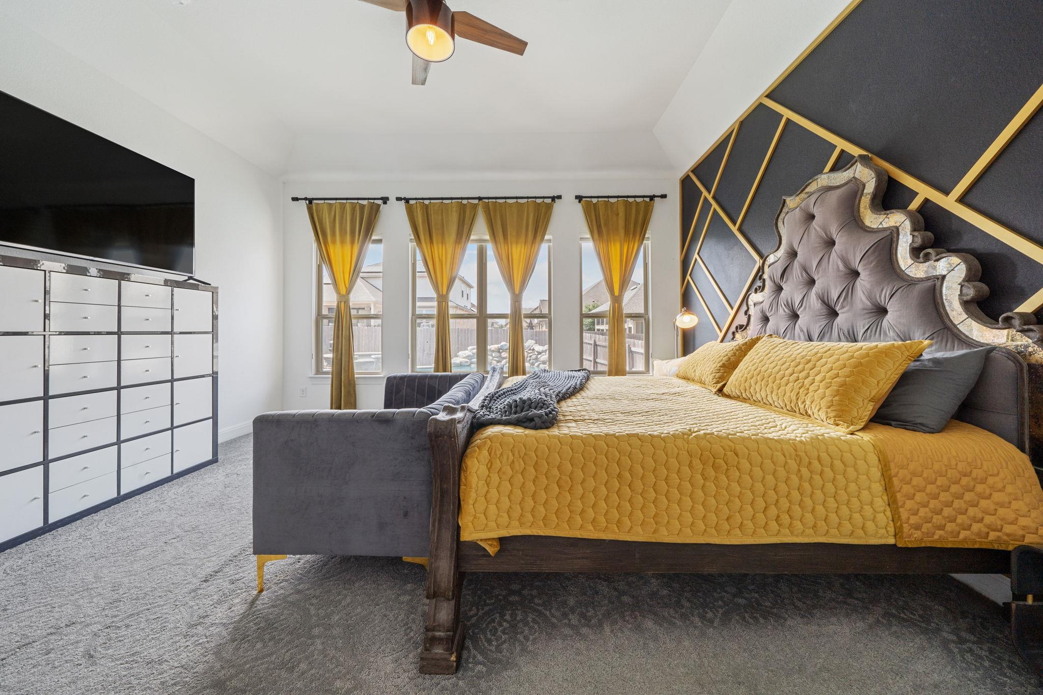 Image 23 of 35 For 5767 Toscana Trce