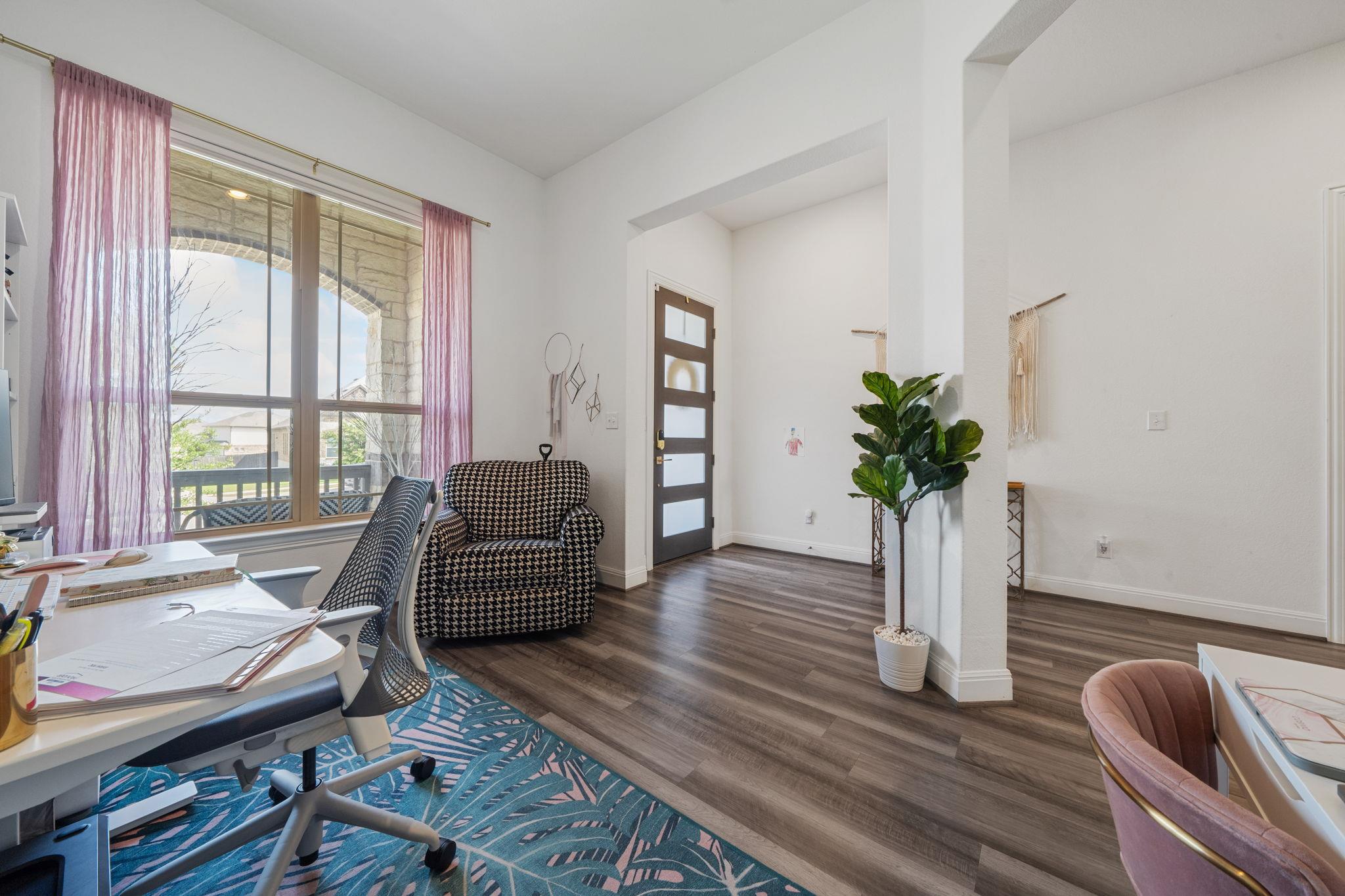 Image 3 of 35 For 5767 Toscana Trce