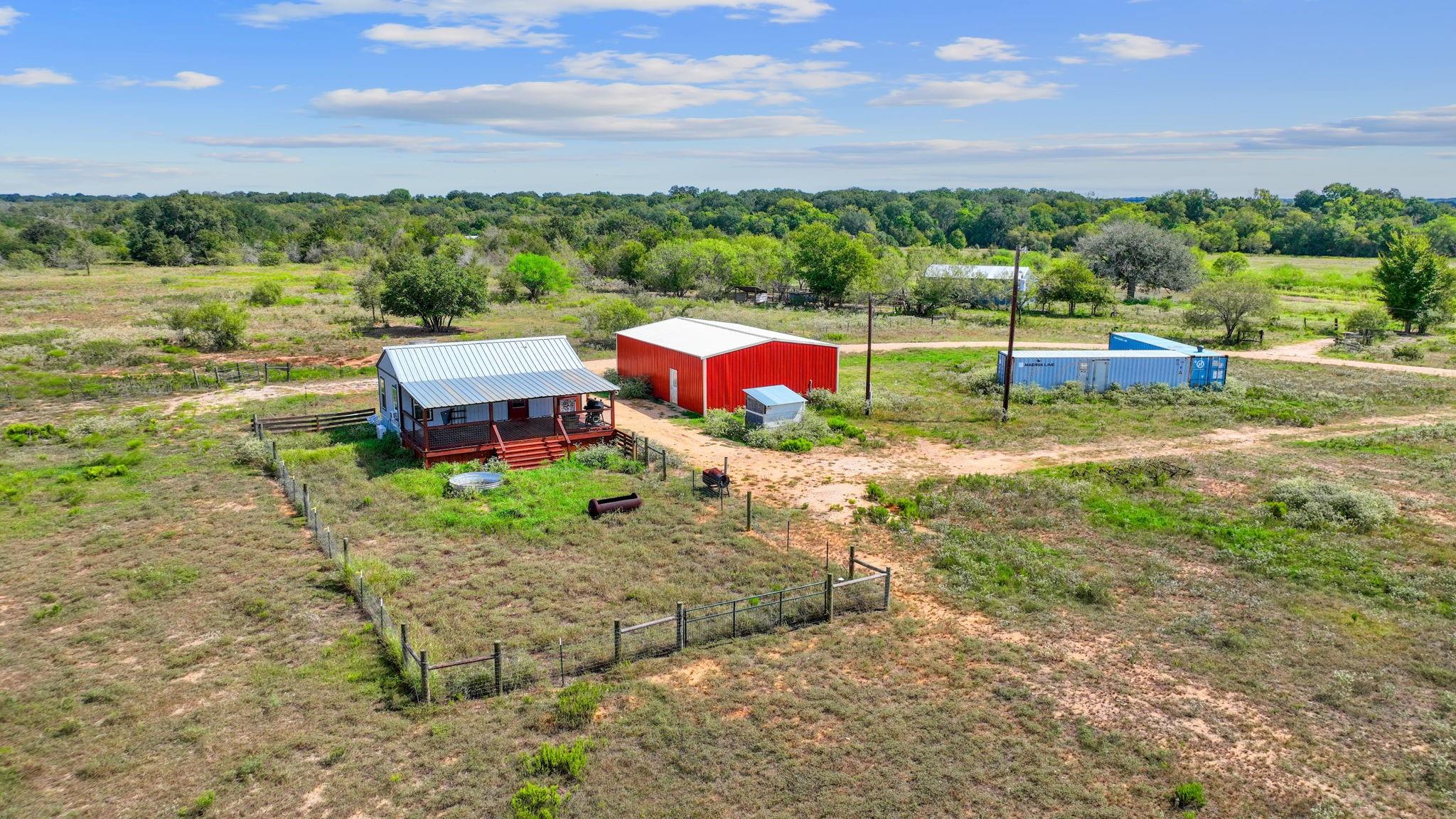 Details for 1636 Sparta Field Rd, Waelder, TX 78959