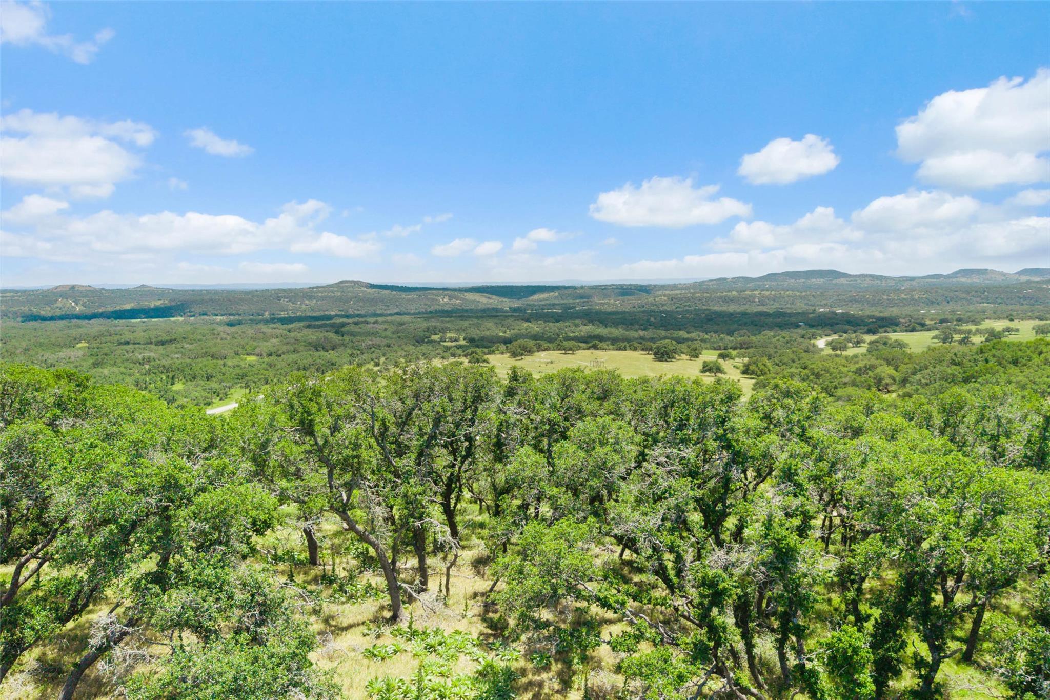 Image 10 of 40 For 5434 Kendalia Rd