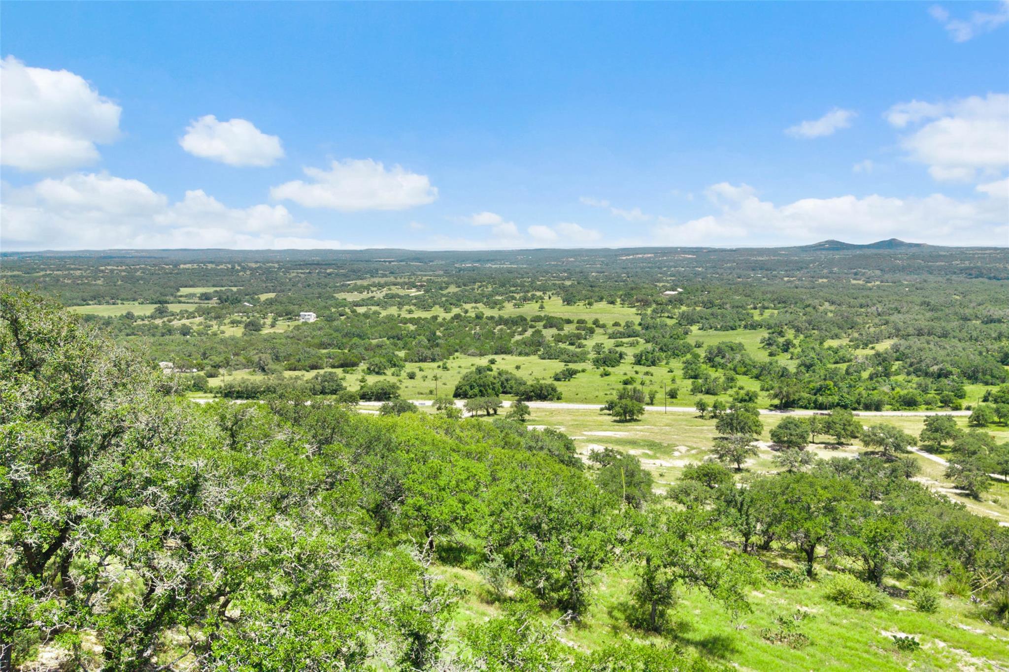 Image 11 of 40 For 5434 Kendalia Rd