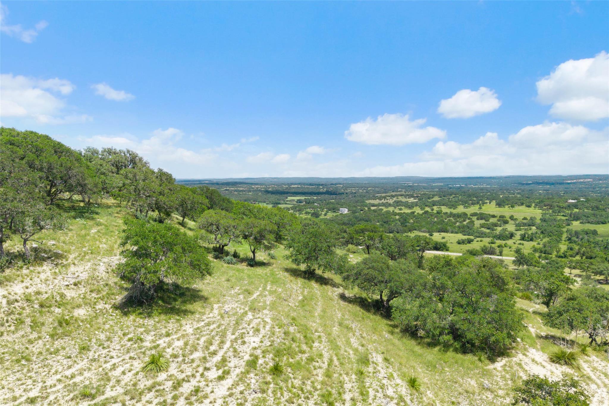 Image 19 of 40 For 5434 Kendalia Rd