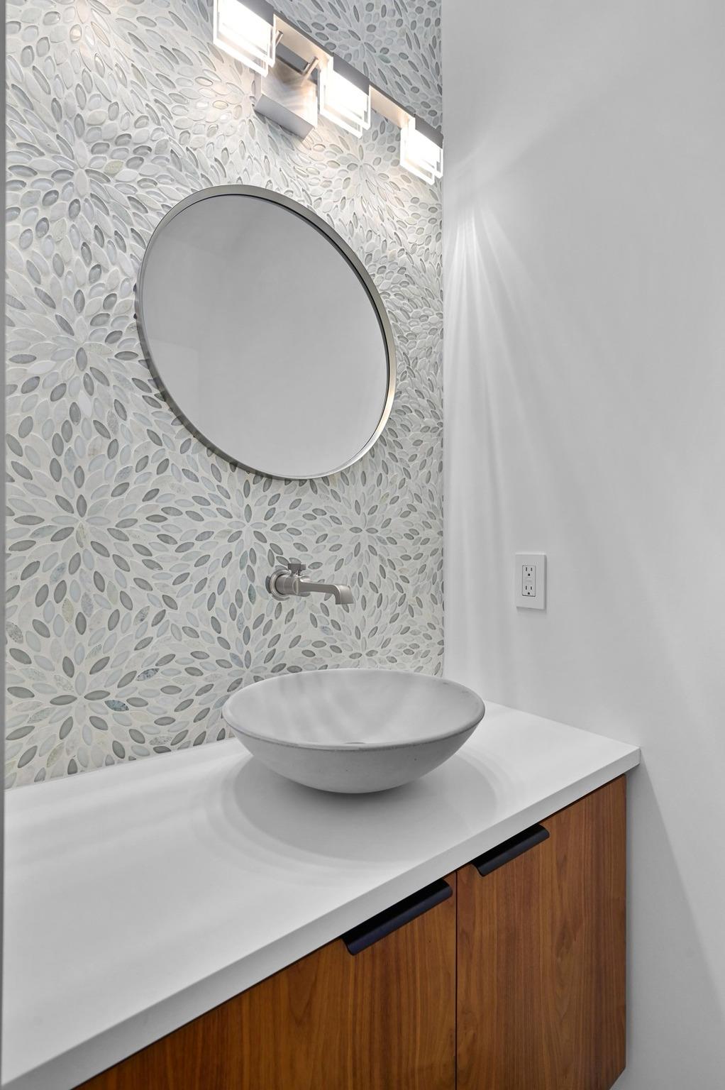 Image 23 of 38 For 18845 Hidden Ridge Pl