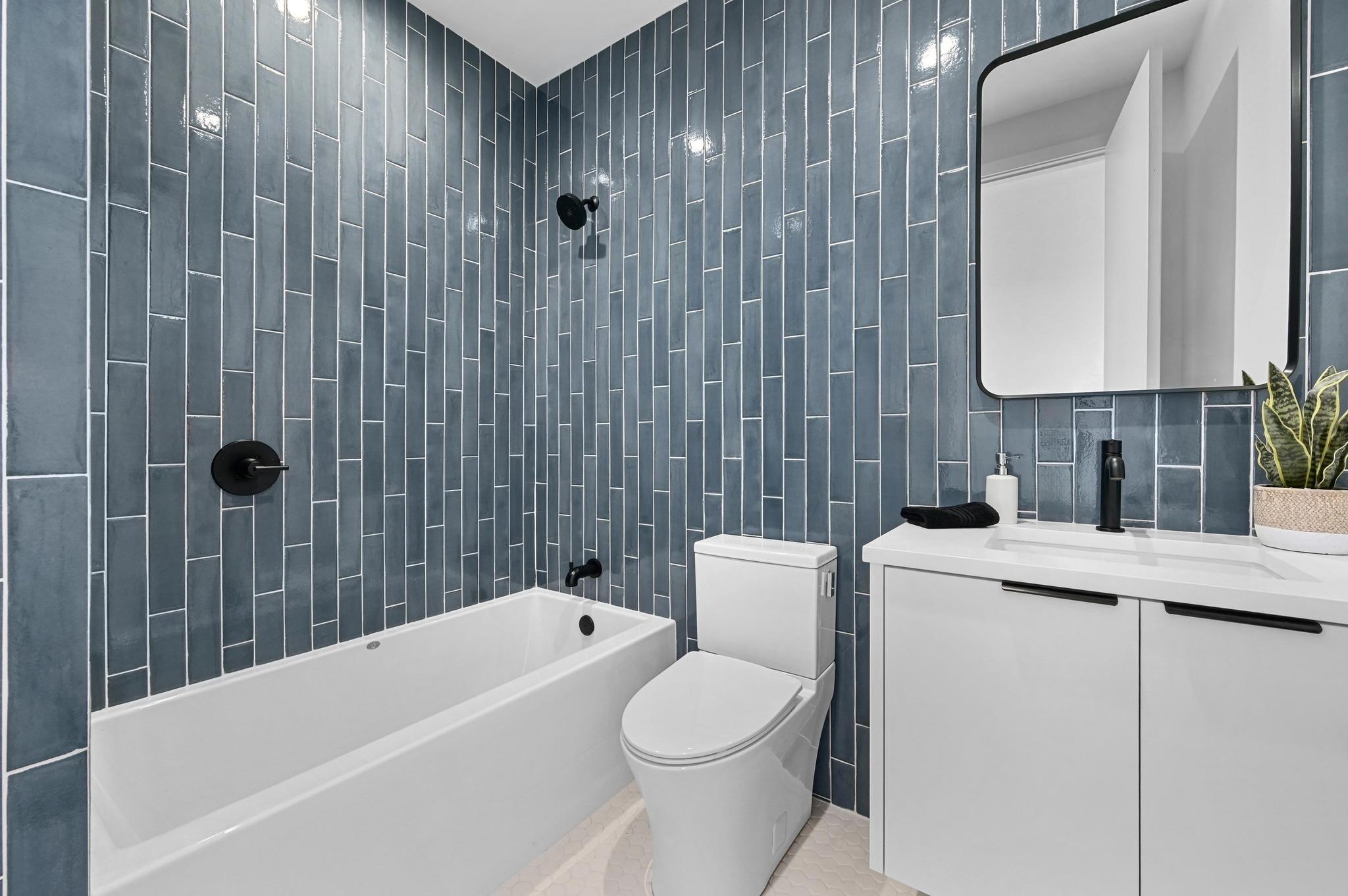 Image 28 of 38 For 18845 Hidden Ridge Pl