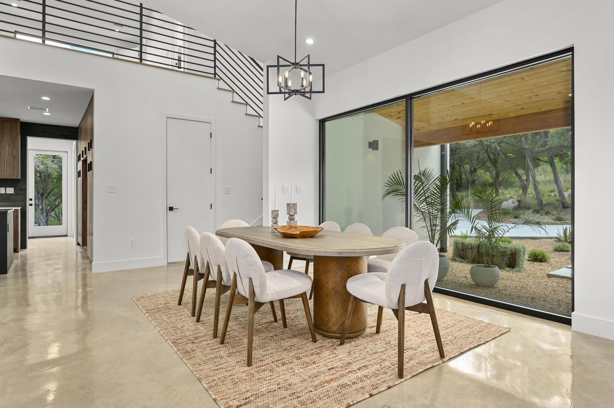 Image 6 of 38 For 18845 Hidden Ridge Pl