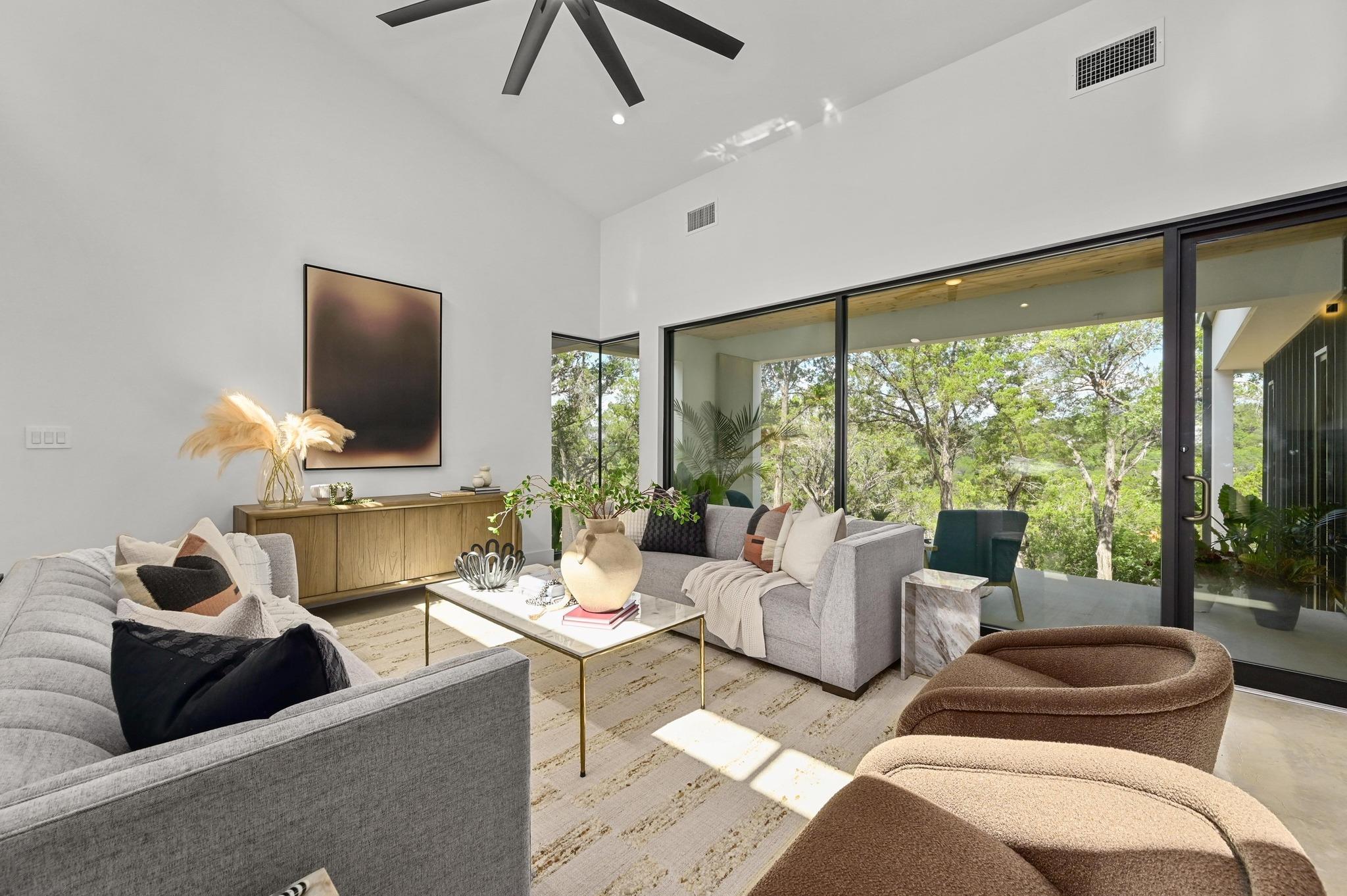 Image 9 of 38 For 18845 Hidden Ridge Pl