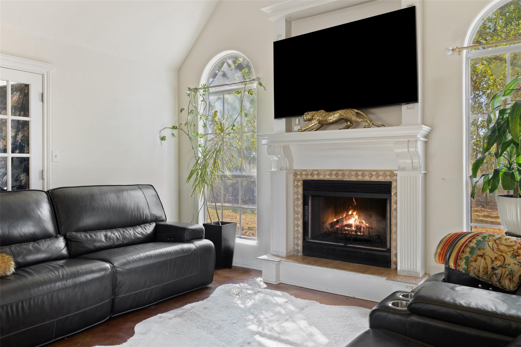 Image 12 of 25 For 280 Stonegate Dr