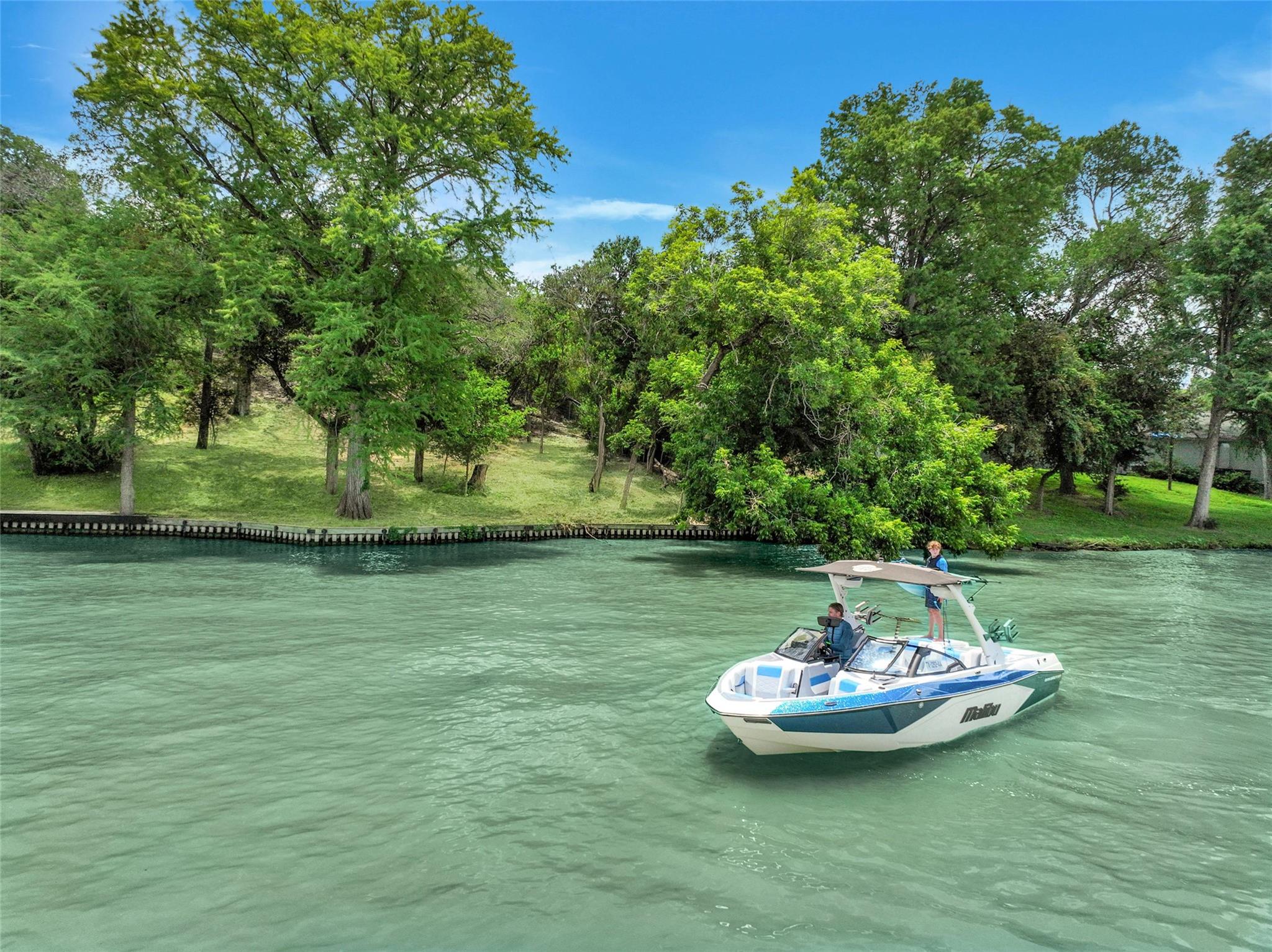Details for 505 Zipp Rd , New Braunfels, TX 78130