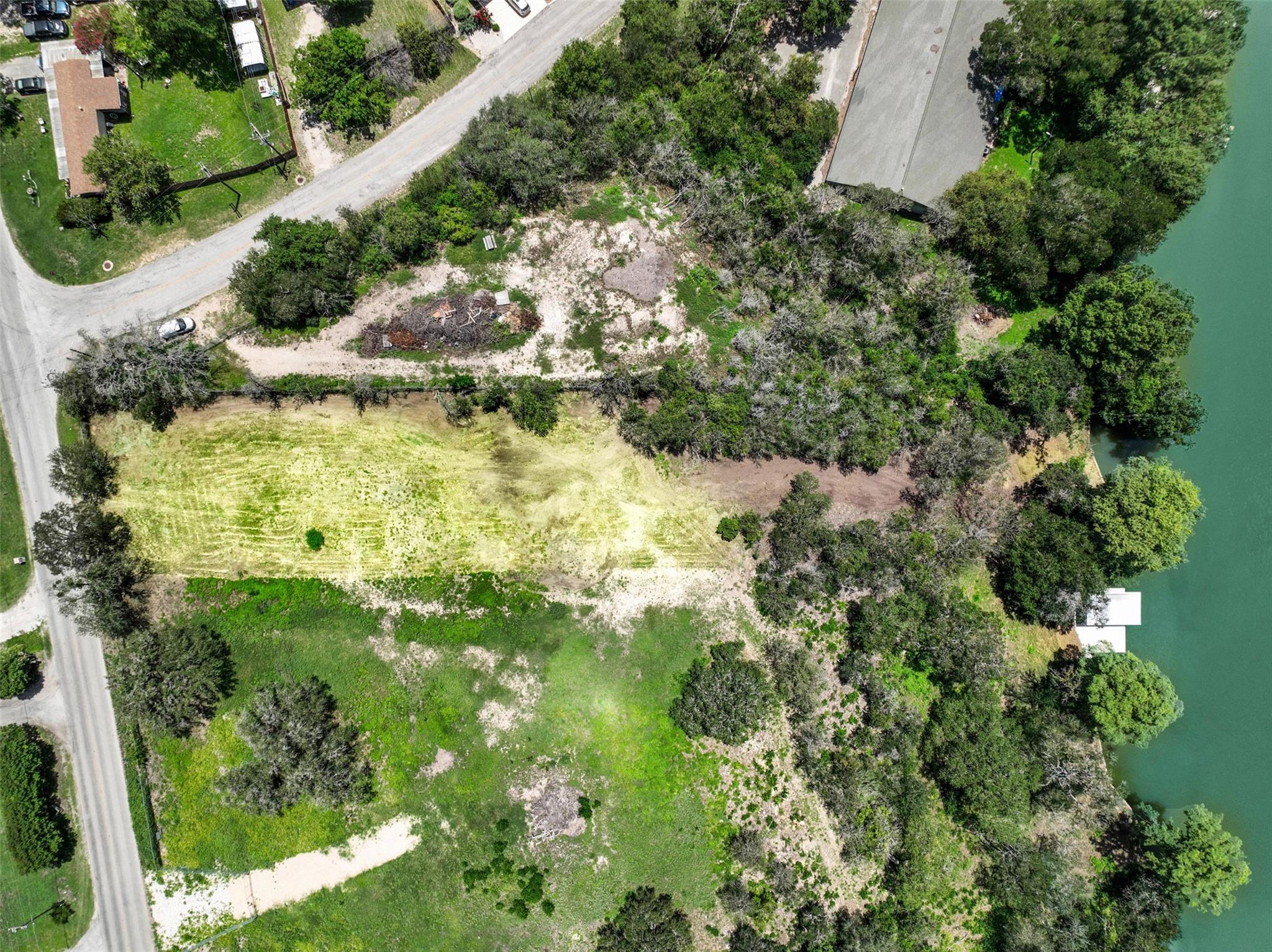 Image 9 of 21 For 505 Zipp Rd 