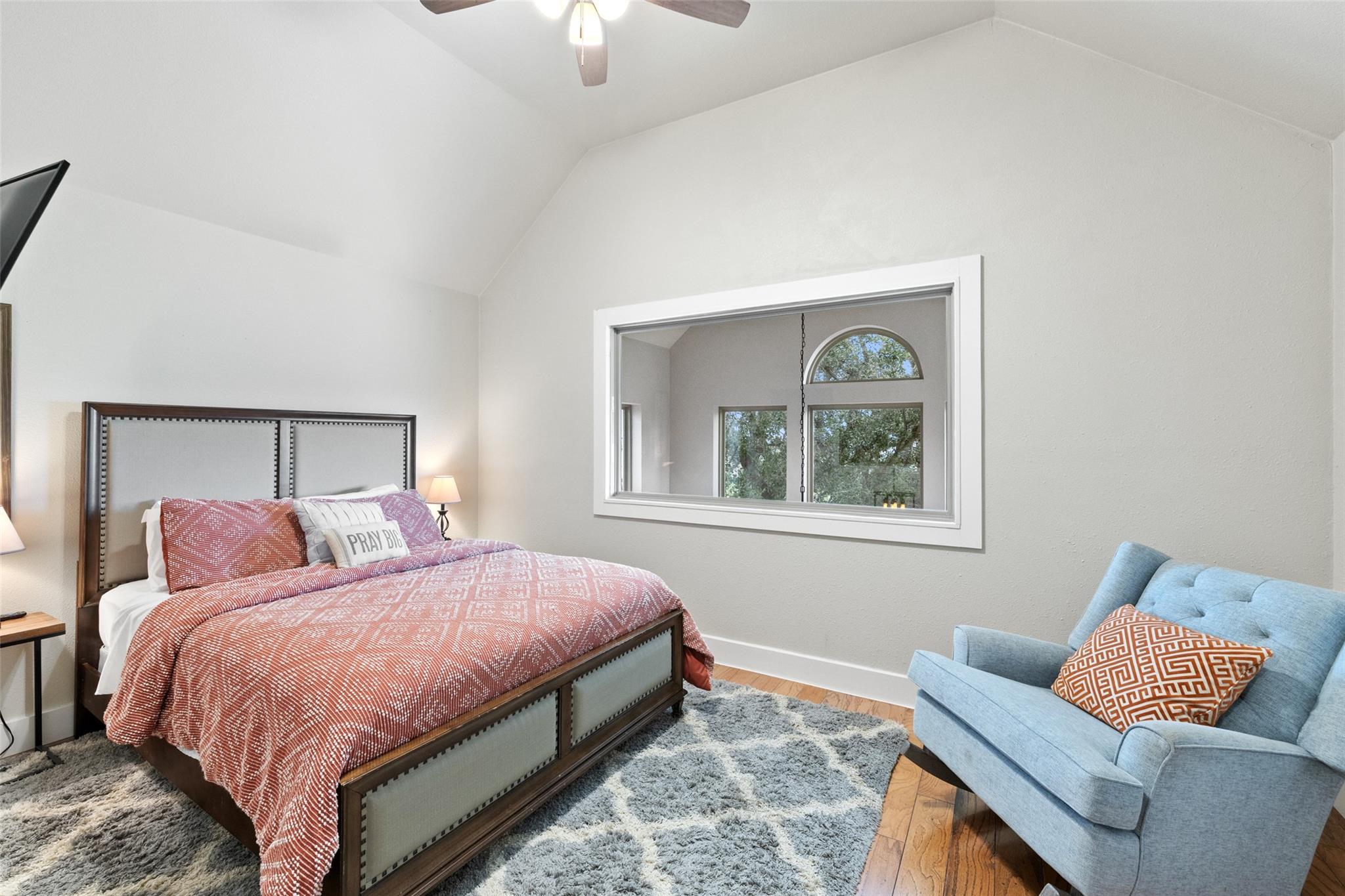 Image 19 of 39 For 3108 Rolling Hills Rd